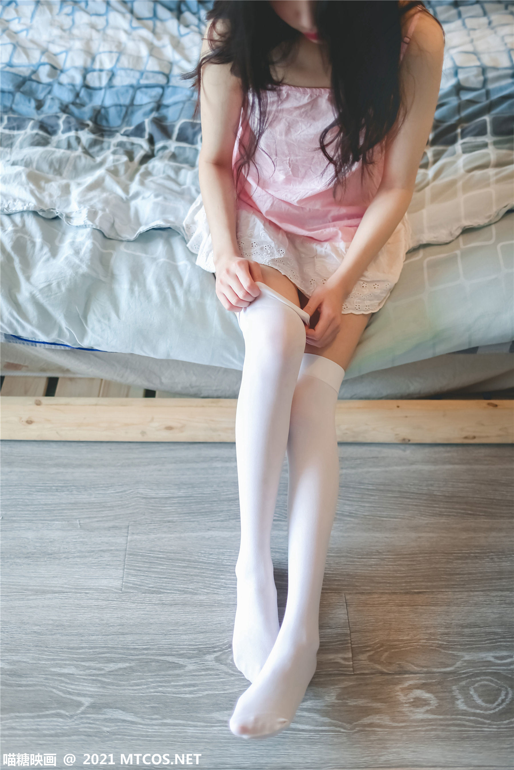 Meow Sugar Film] VOL.406 Pink Skirt Homestay
