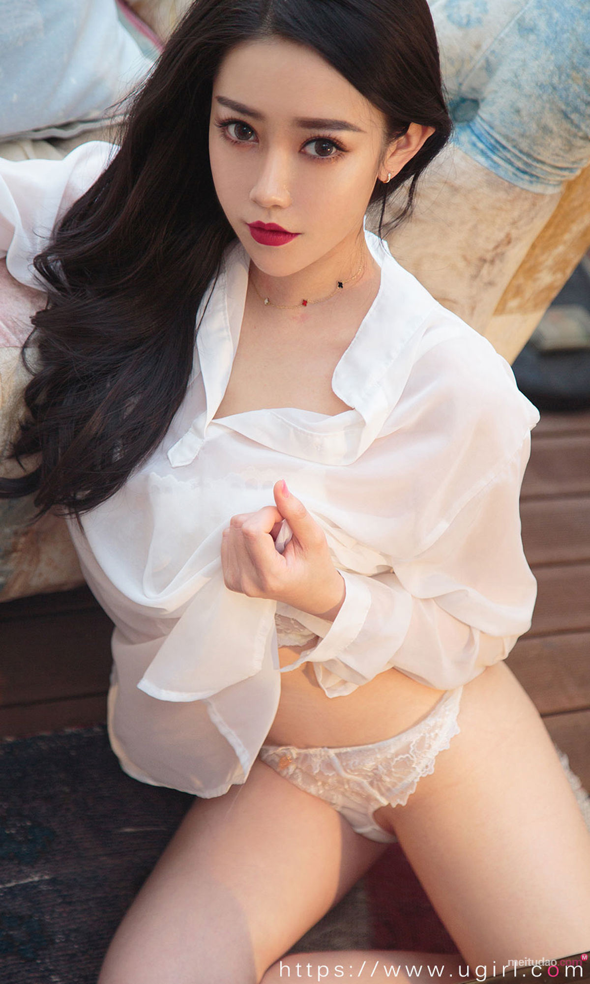 Yuguo Circle Ai Youwu Ugirls] No.2054 Xue Qianxun Đại Bạch Thố & M Mơ Baby & Thỏ & Xia Yufei & Xia Lingman Thung lũng Con gái