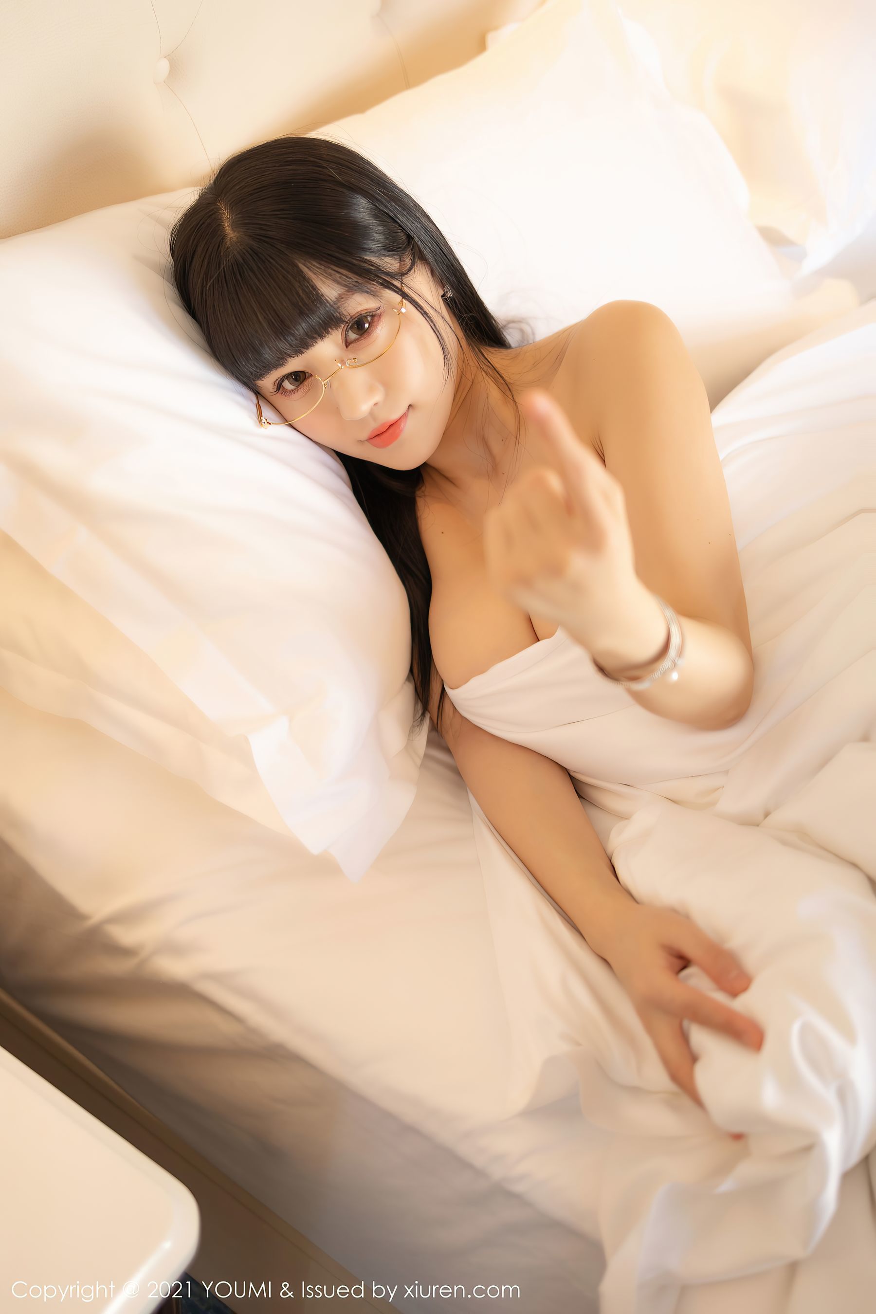 YouMi] Vol. 617 Zhu Ke'er Flower