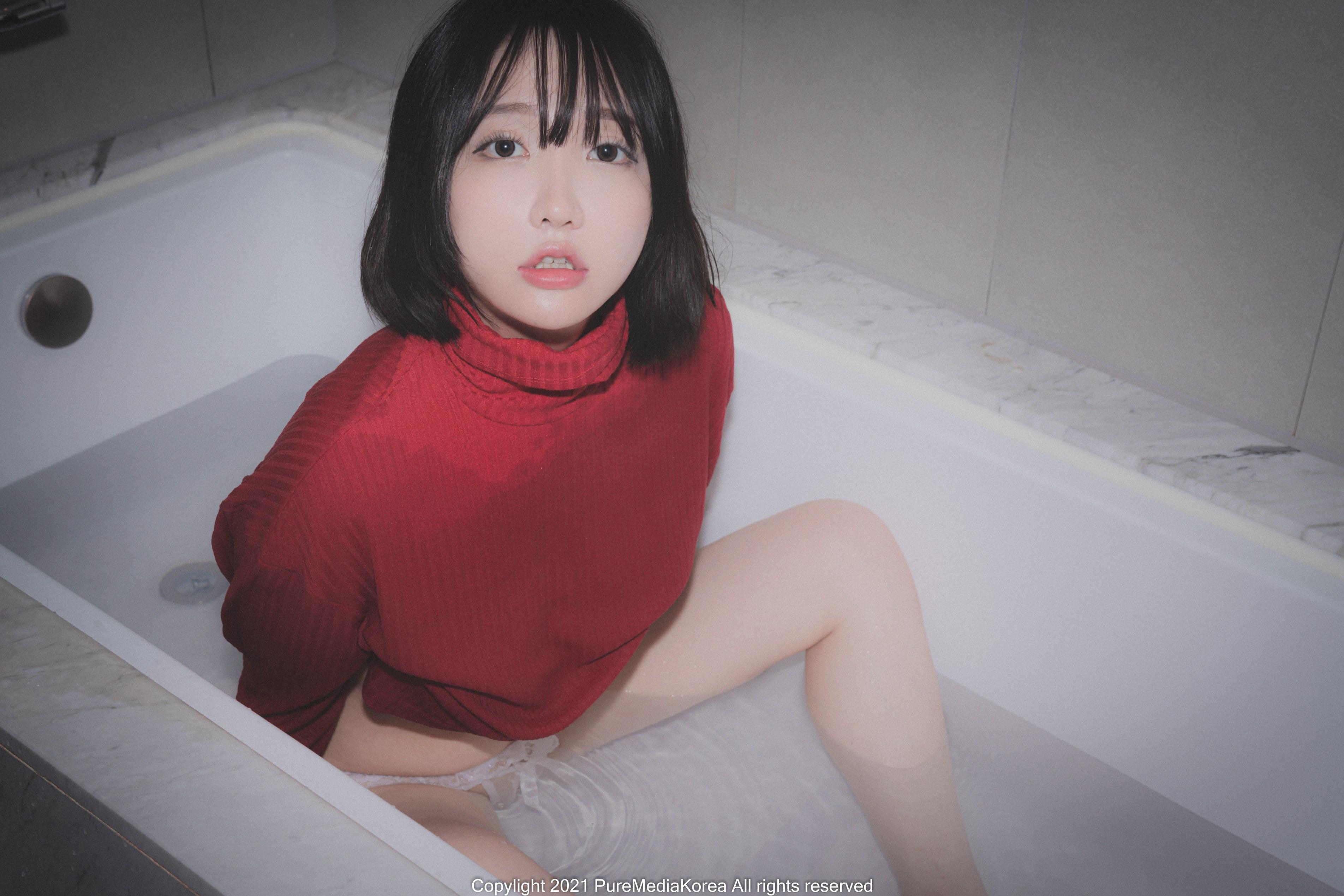 Pure Media Vol.070 Son Ye-Eun (손예은) 72P