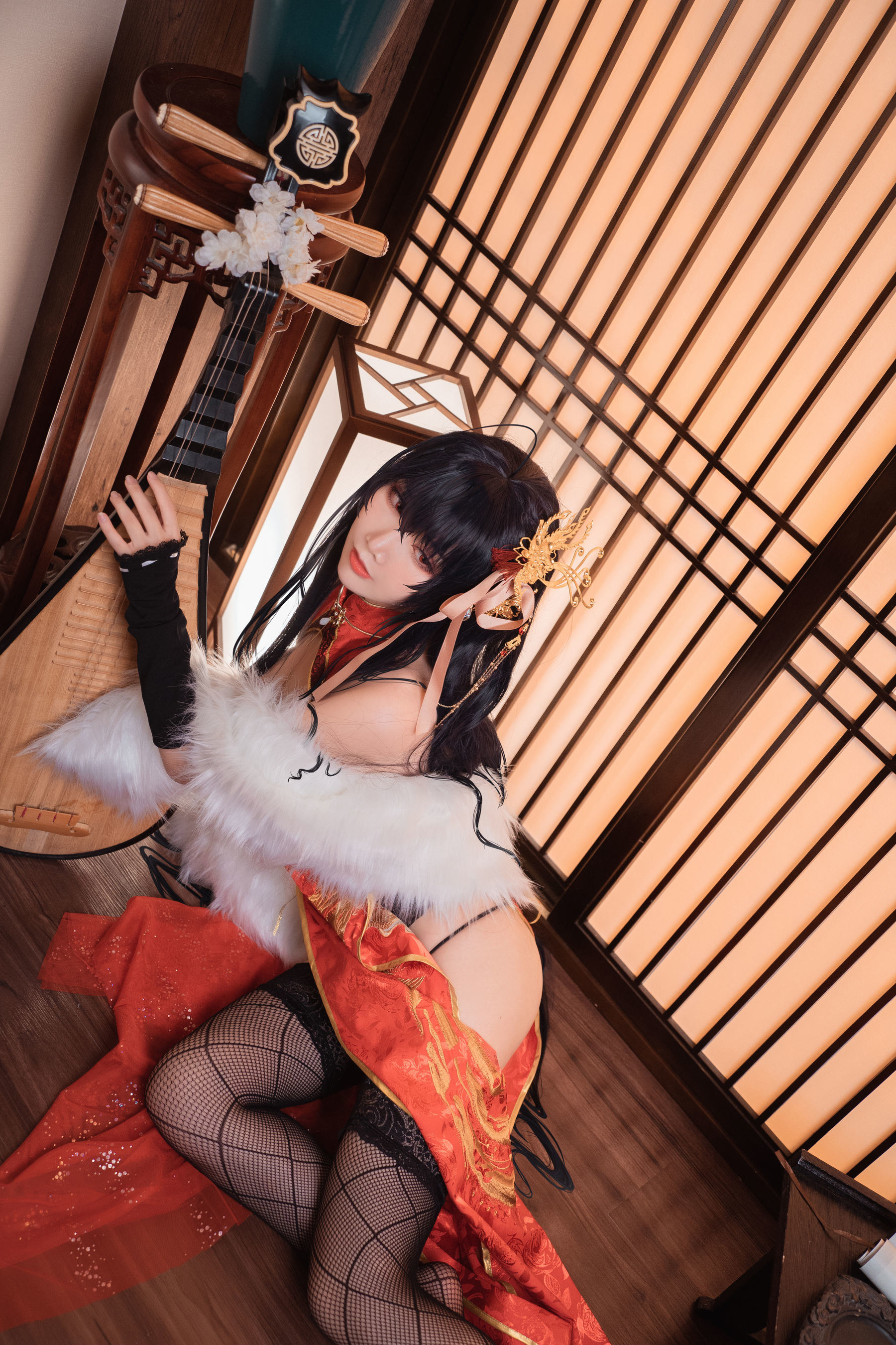 COS Welfare] Cute Popular Coser Mian Bing Xian Er - Da Feng Qipao
