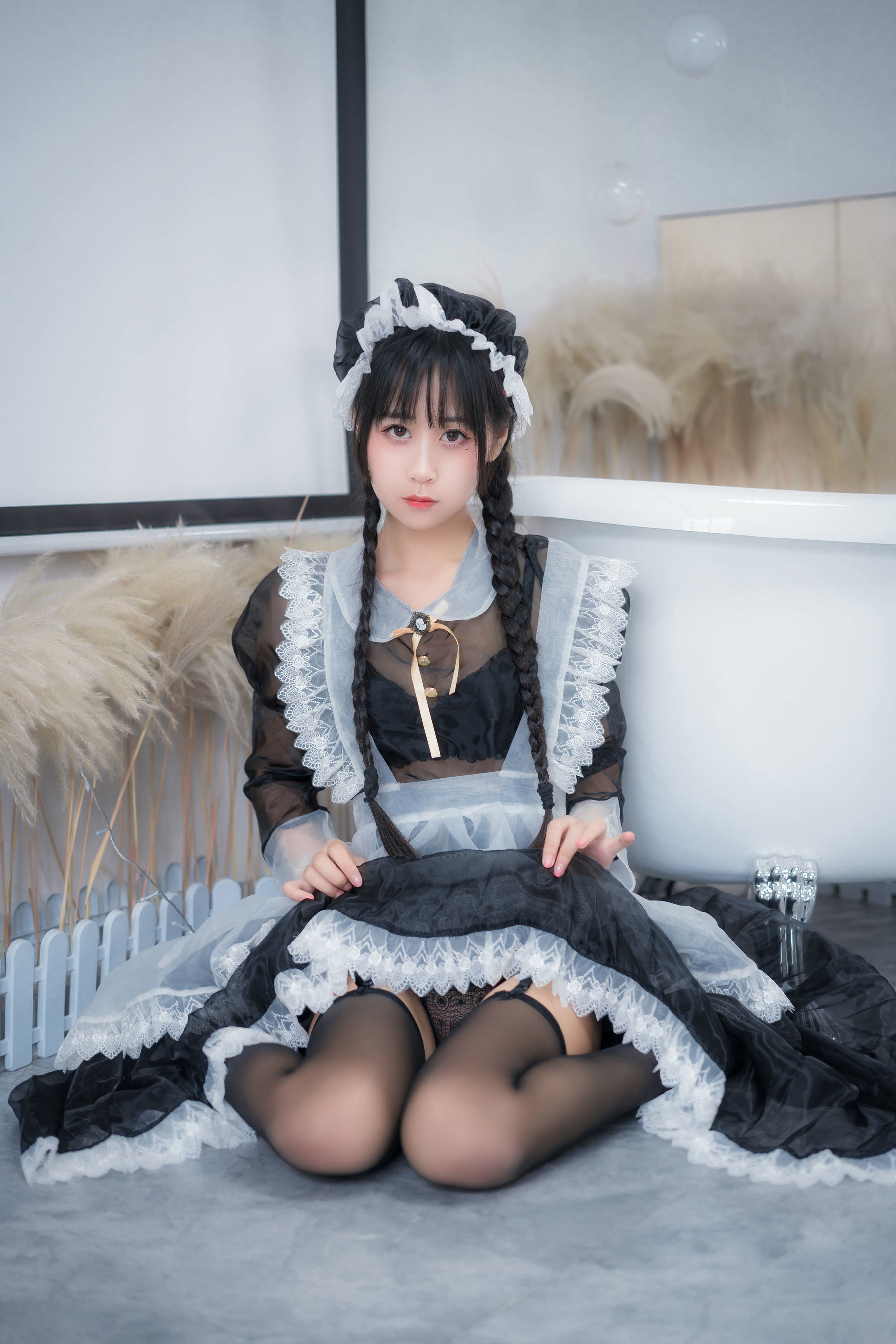 COS福利] 陽光美少女萌芽兒o0 - 透明女僕2