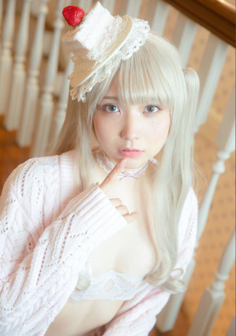 COS福利] [後宮] 阿麻津様 戀物畫廊 「聖女的戀物癖」