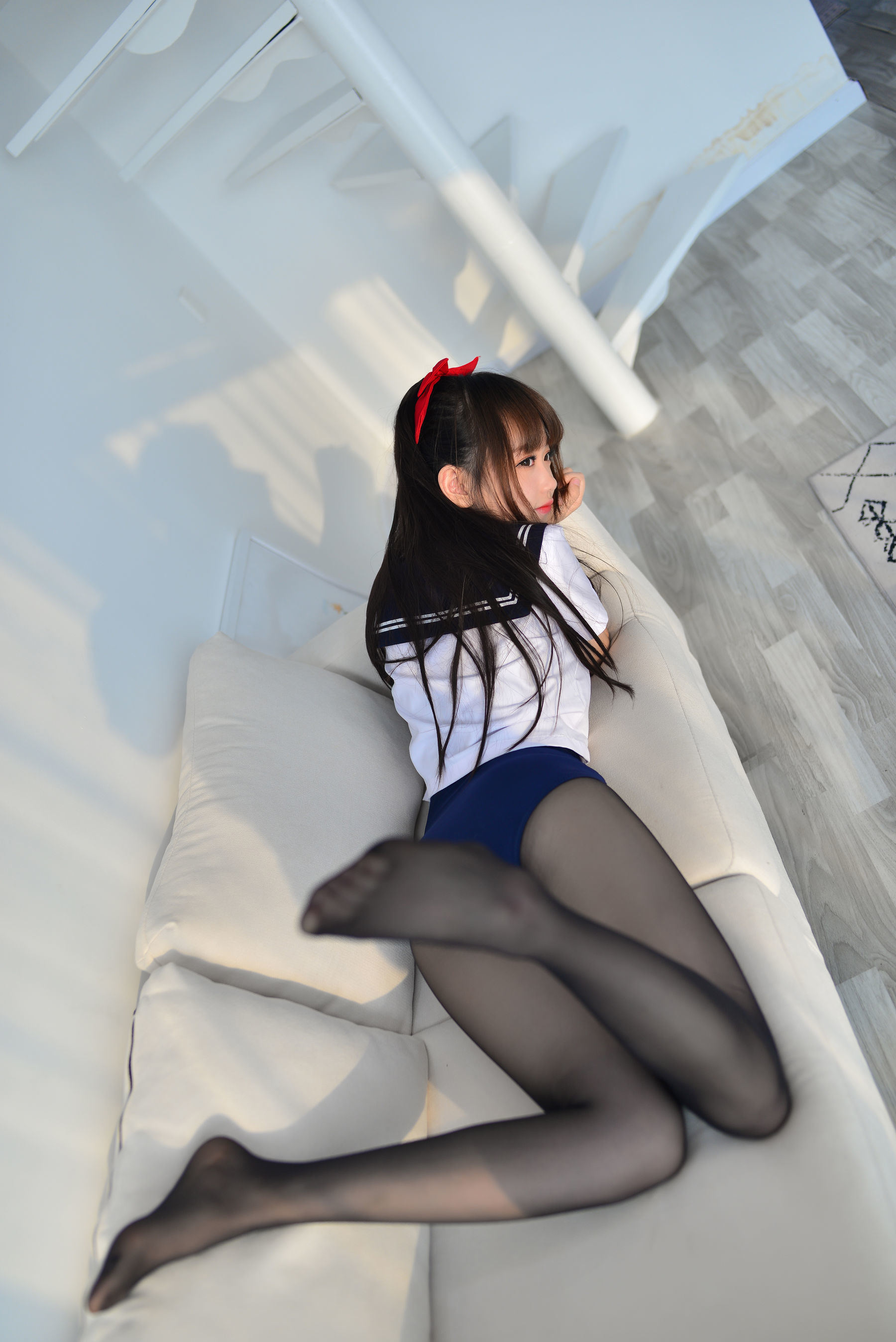 COS Phúc lợi] Cosplay chị gái Tuyết Kỳ - Vớ đen JK đồ bơi trường học