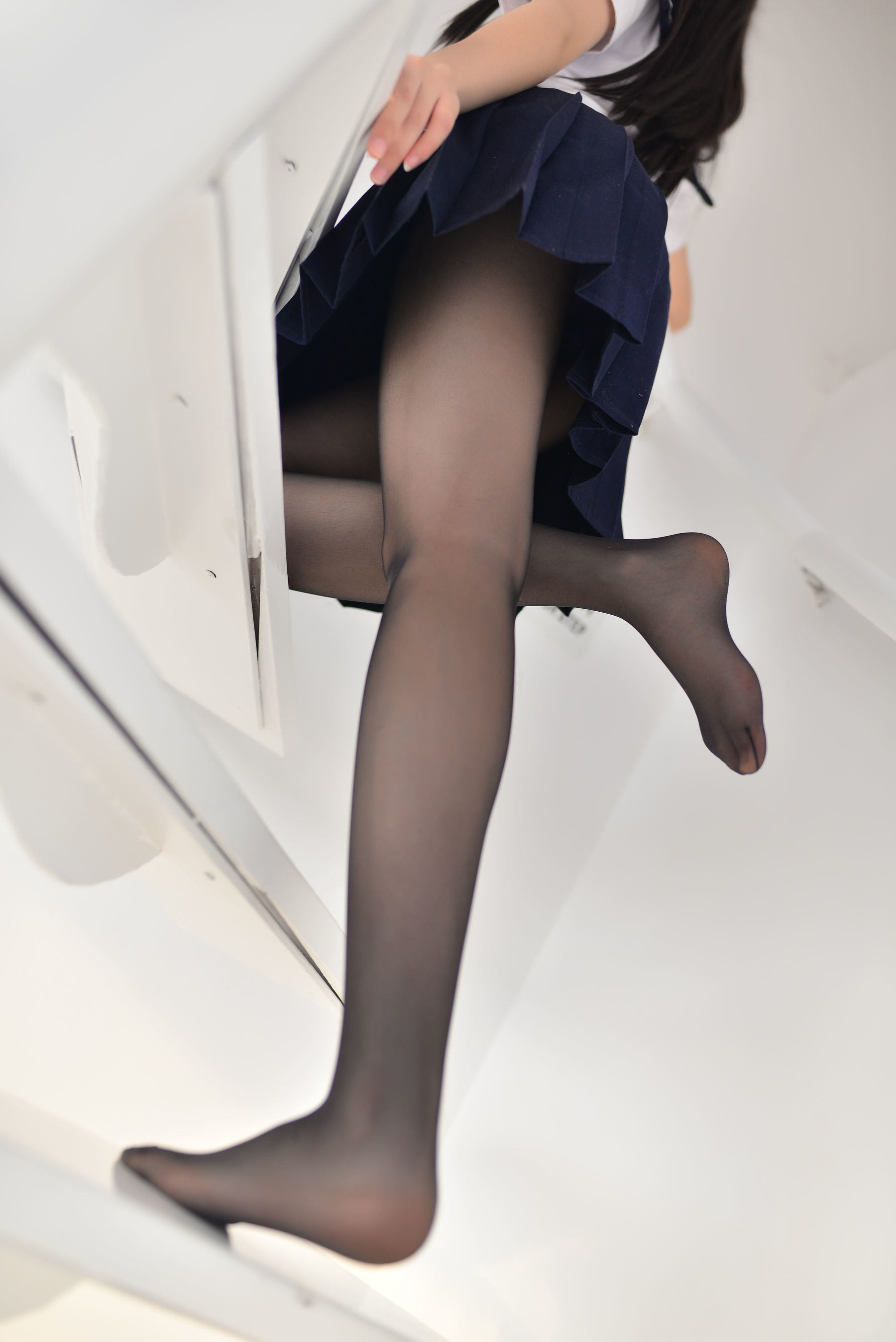 COS Phúc lợi] Cosplay chị gái Tuyết Kỳ - Vớ đen JK đồ bơi trường học