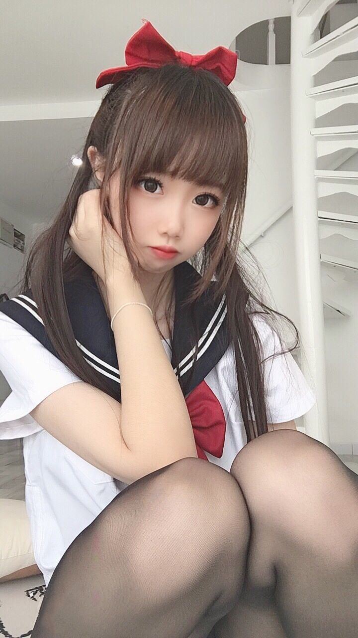 COS Phúc lợi] Cosplay chị gái Tuyết Kỳ - Vớ đen JK đồ bơi trường học
