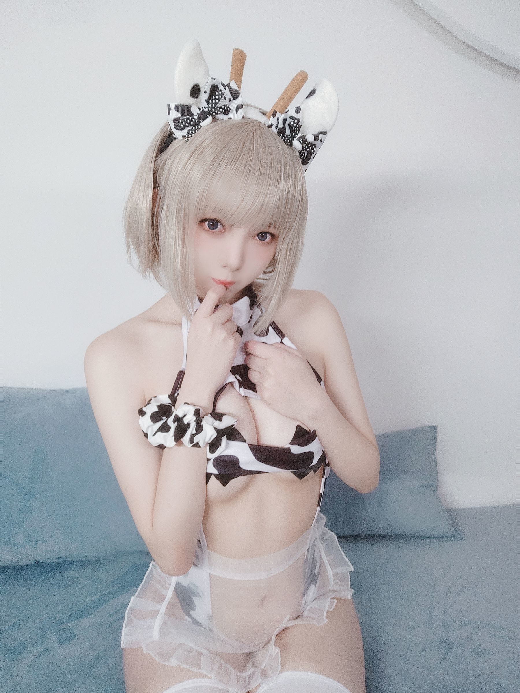 COS Phúc lợi] Blogger Anime Mễ Thất Minana - Bò Sữa