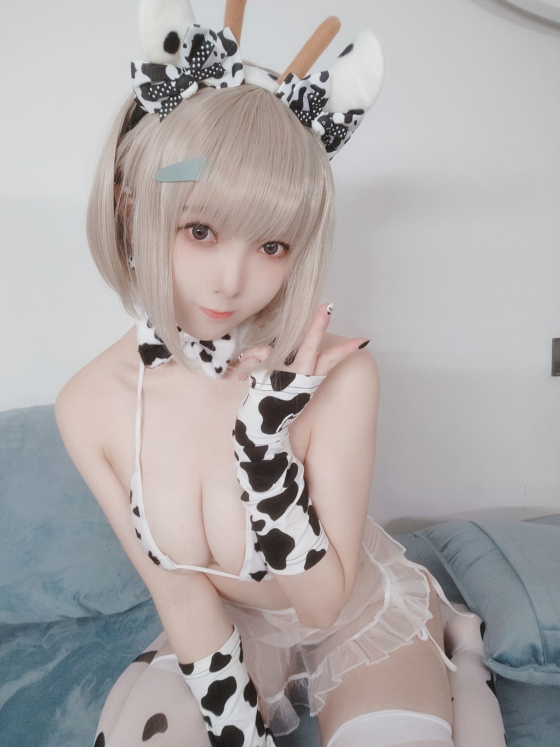 COS Phúc lợi] Blogger Anime Mễ Thất Minana - Bò Sữa