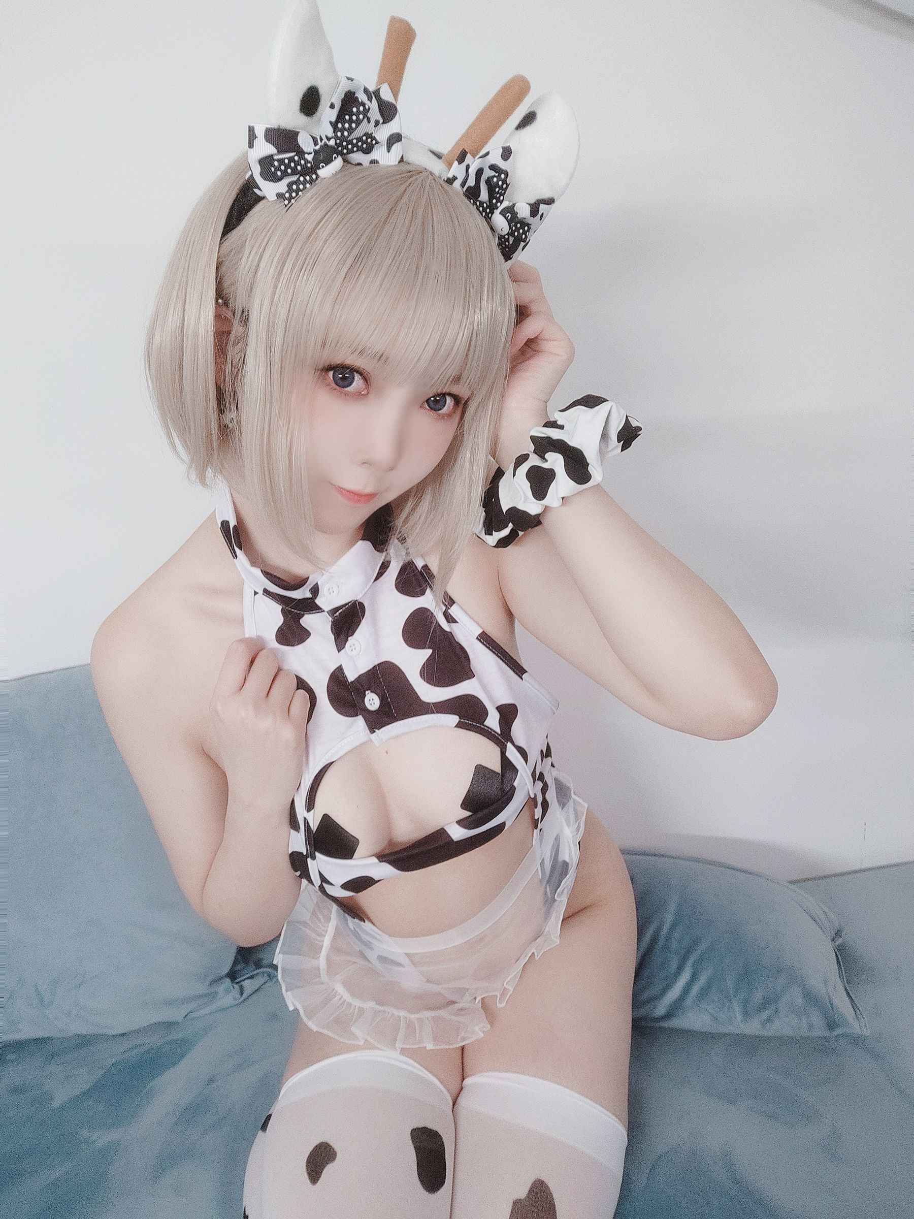 COS Phúc lợi] Blogger Anime Mễ Thất Minana - Bò Sữa