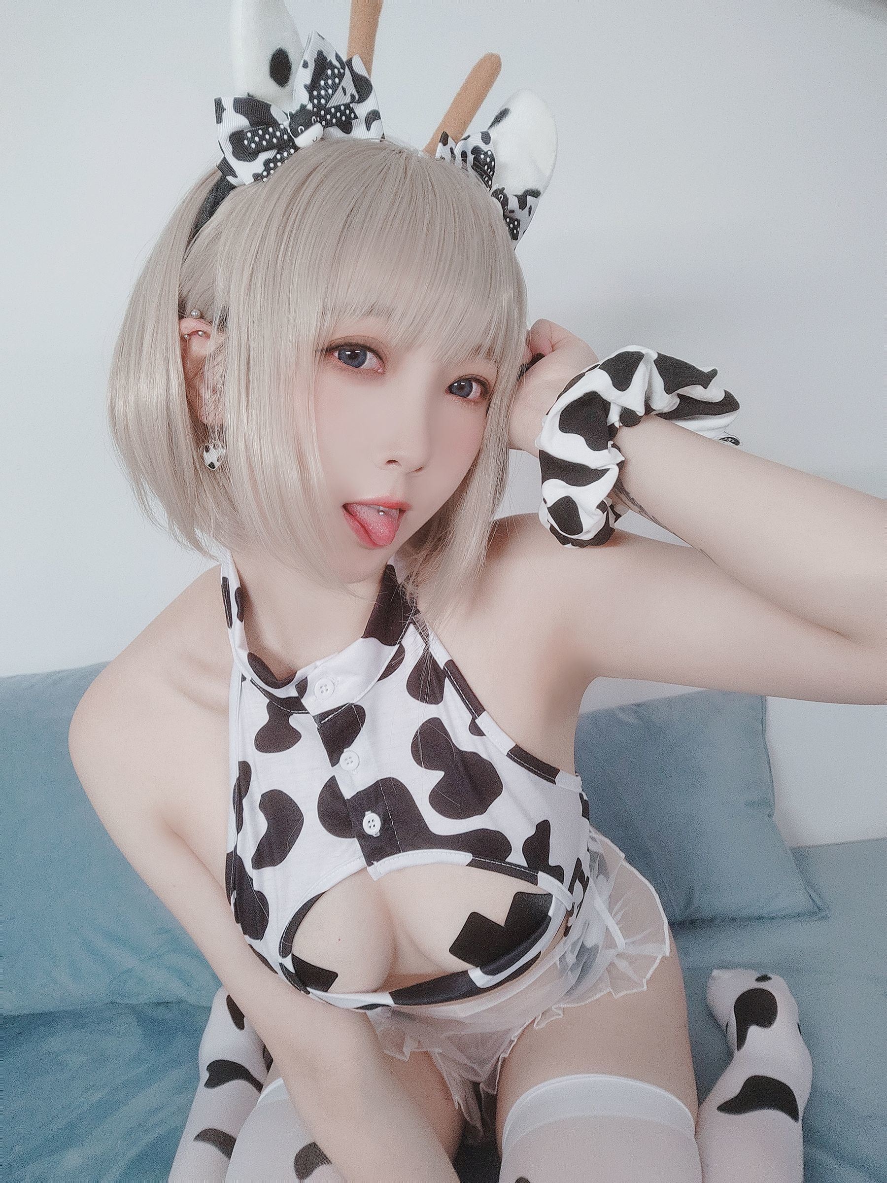 COS Phúc lợi] Blogger Anime Mễ Thất Minana - Bò Sữa