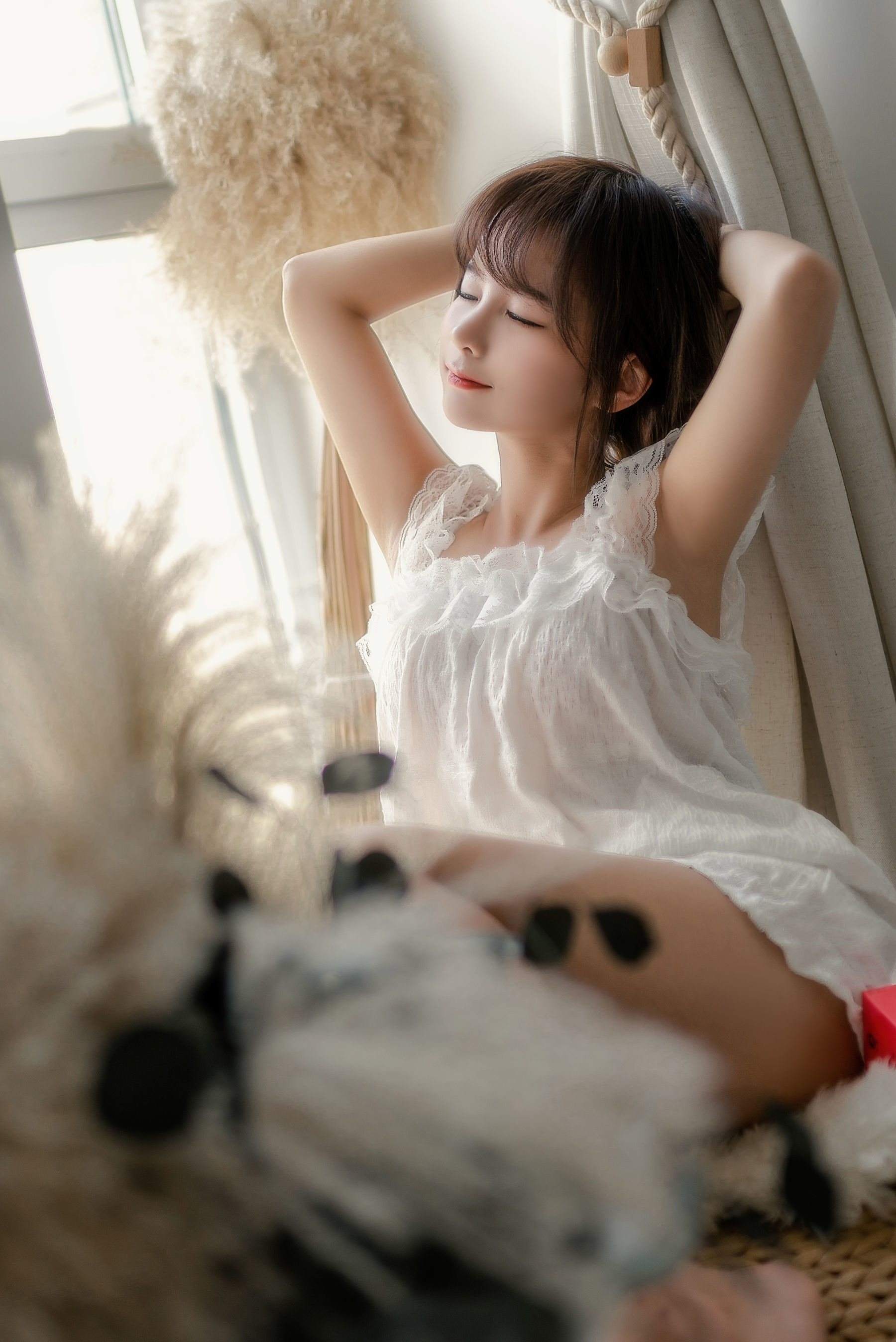 COS 혜택] 애니메이션 블로거 춘모모 - 코끼리 흰색 잠옷
