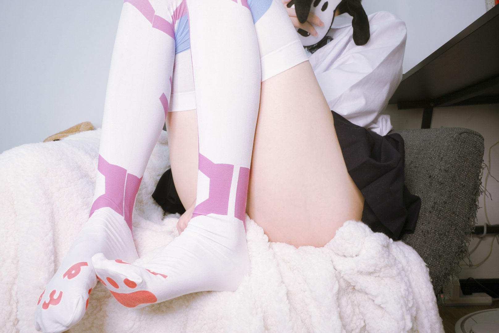 Cosplay Perks] Adorable Girl Yan Jiang Great Demon King w - D.Va