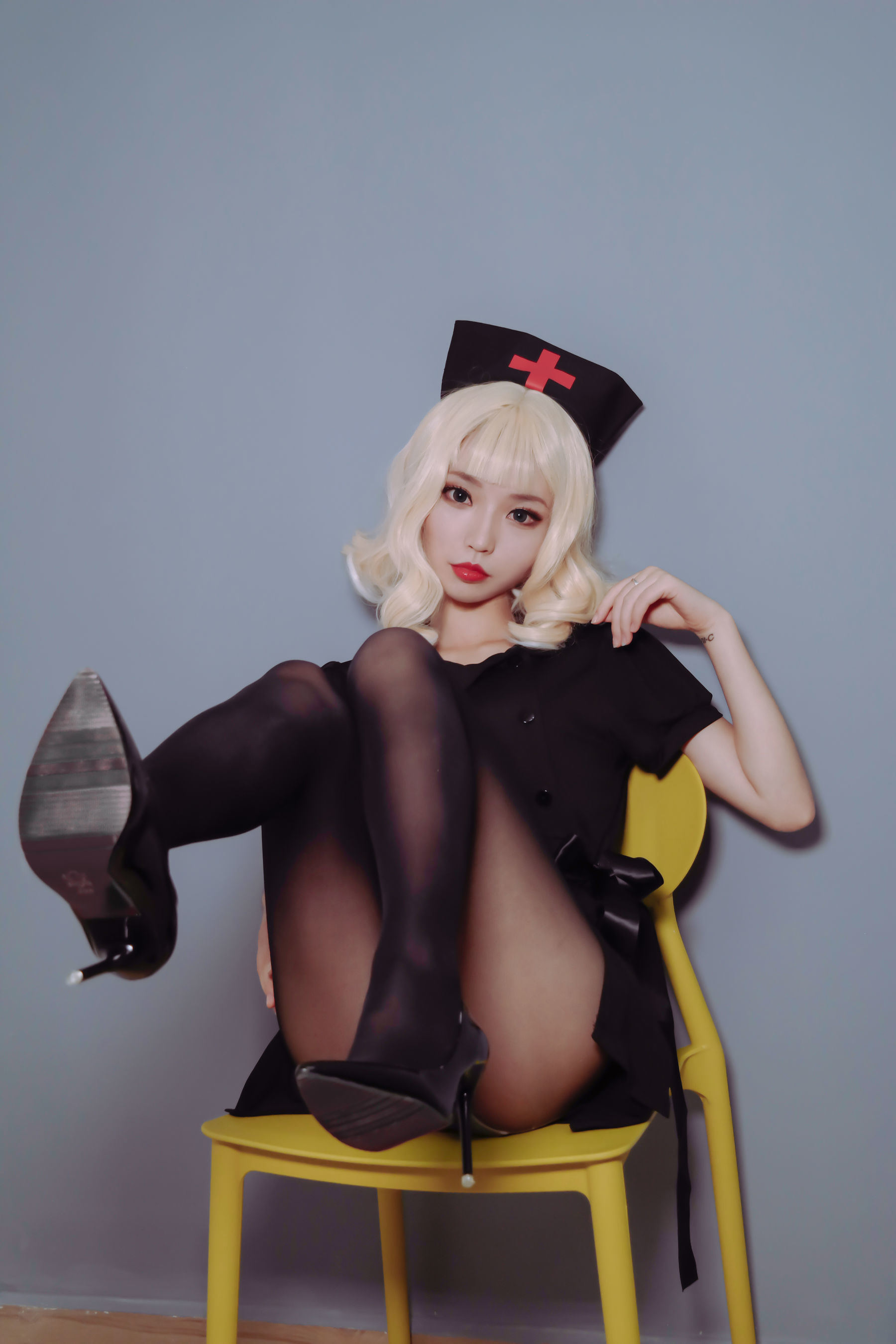 COS 特典] 萌え系白易子教主 - 黒化ナース