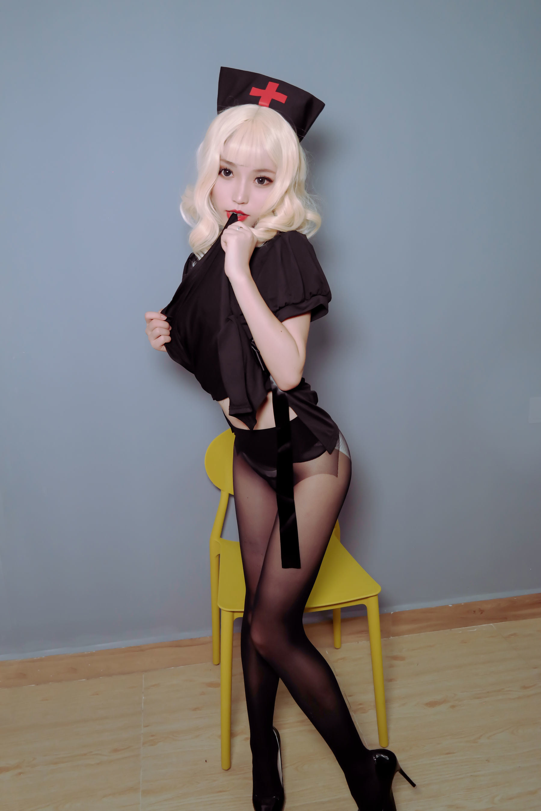 COS 特典] 萌え系白易子教主 - 黒化ナース