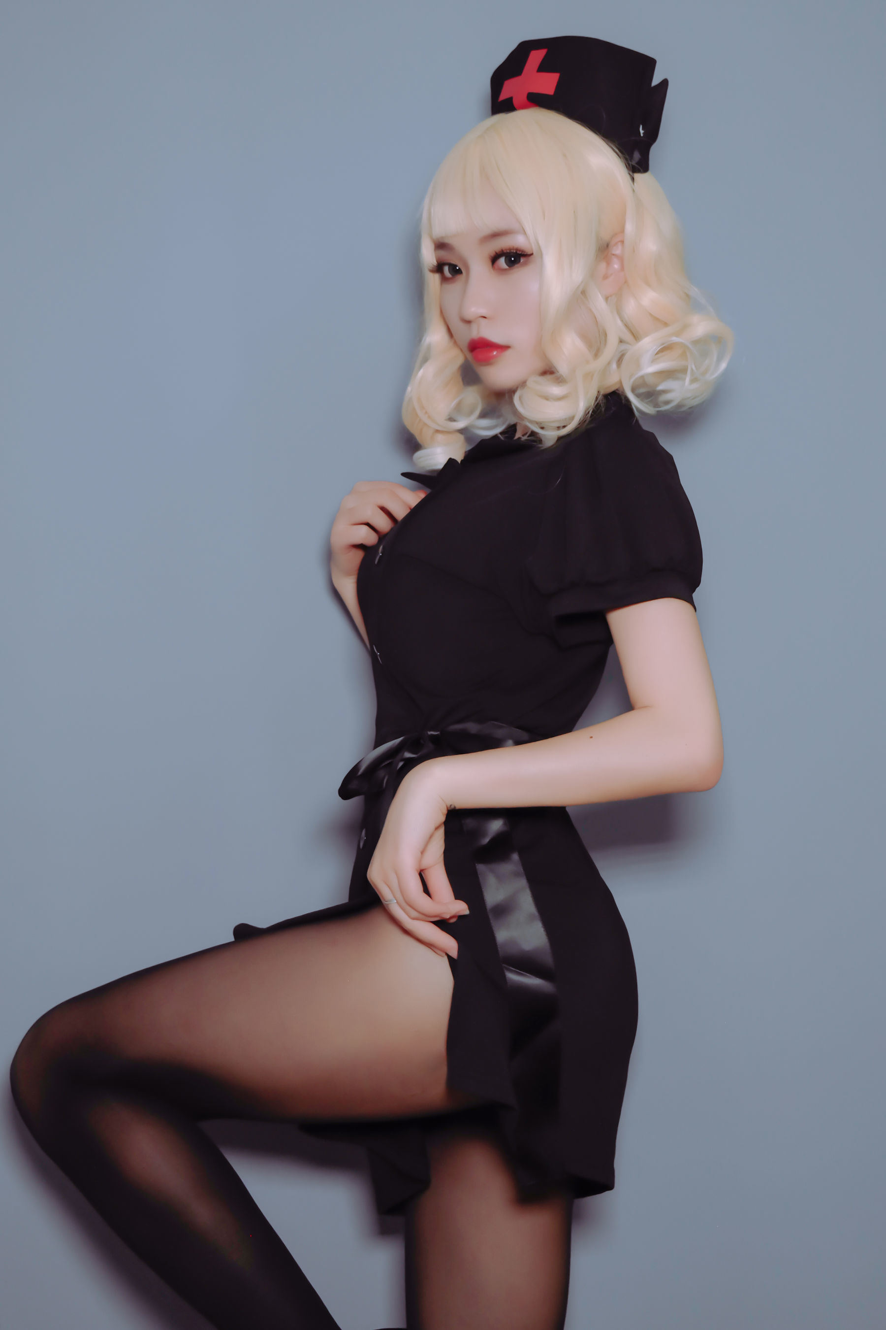 COS Welfare] Cute Girl Bai Yi Zi Jiao Zhu - Darkened Nurse