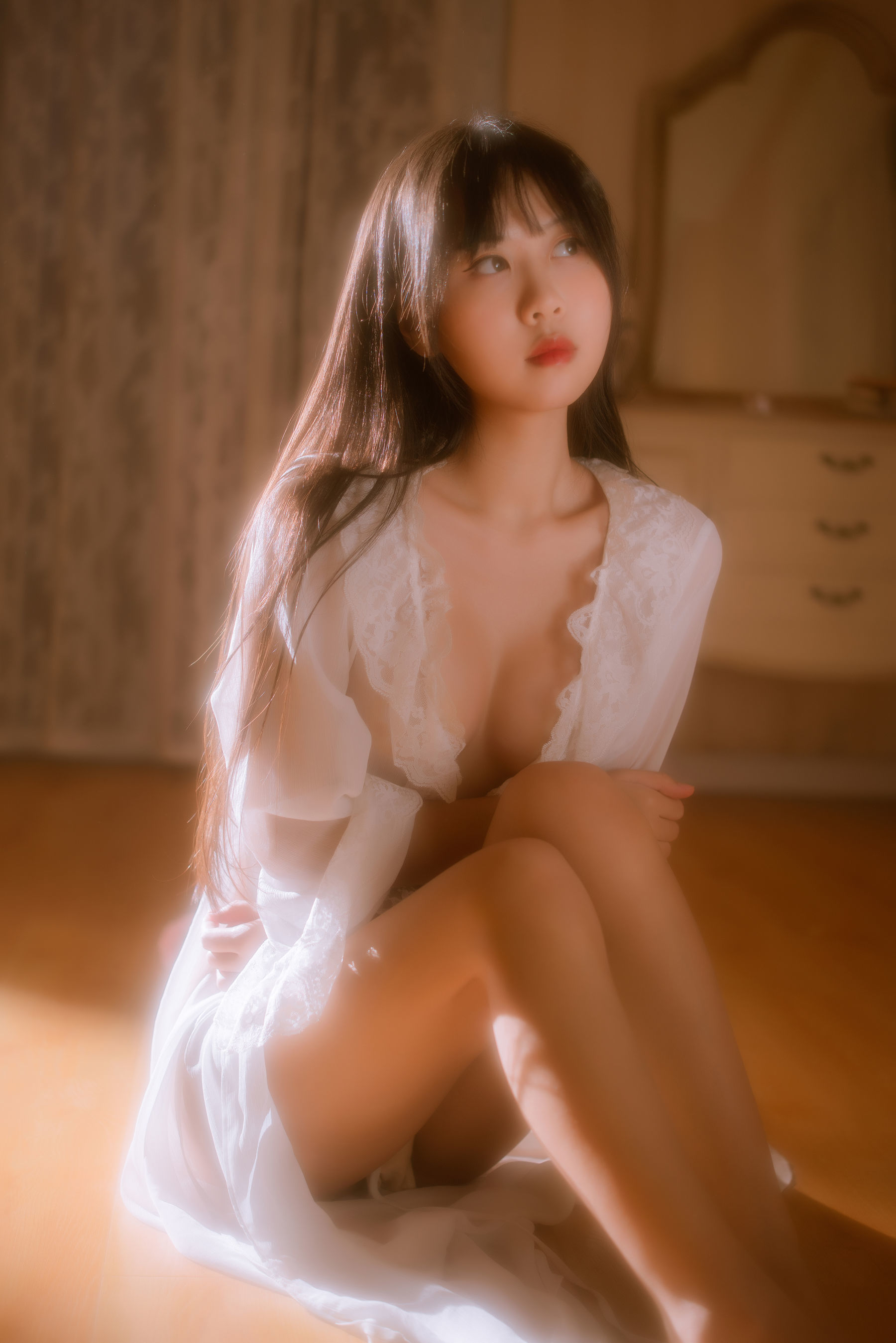 COS Welfare] Sunny Beautiful Girl Meng Ya Er o0 - Golden Set
