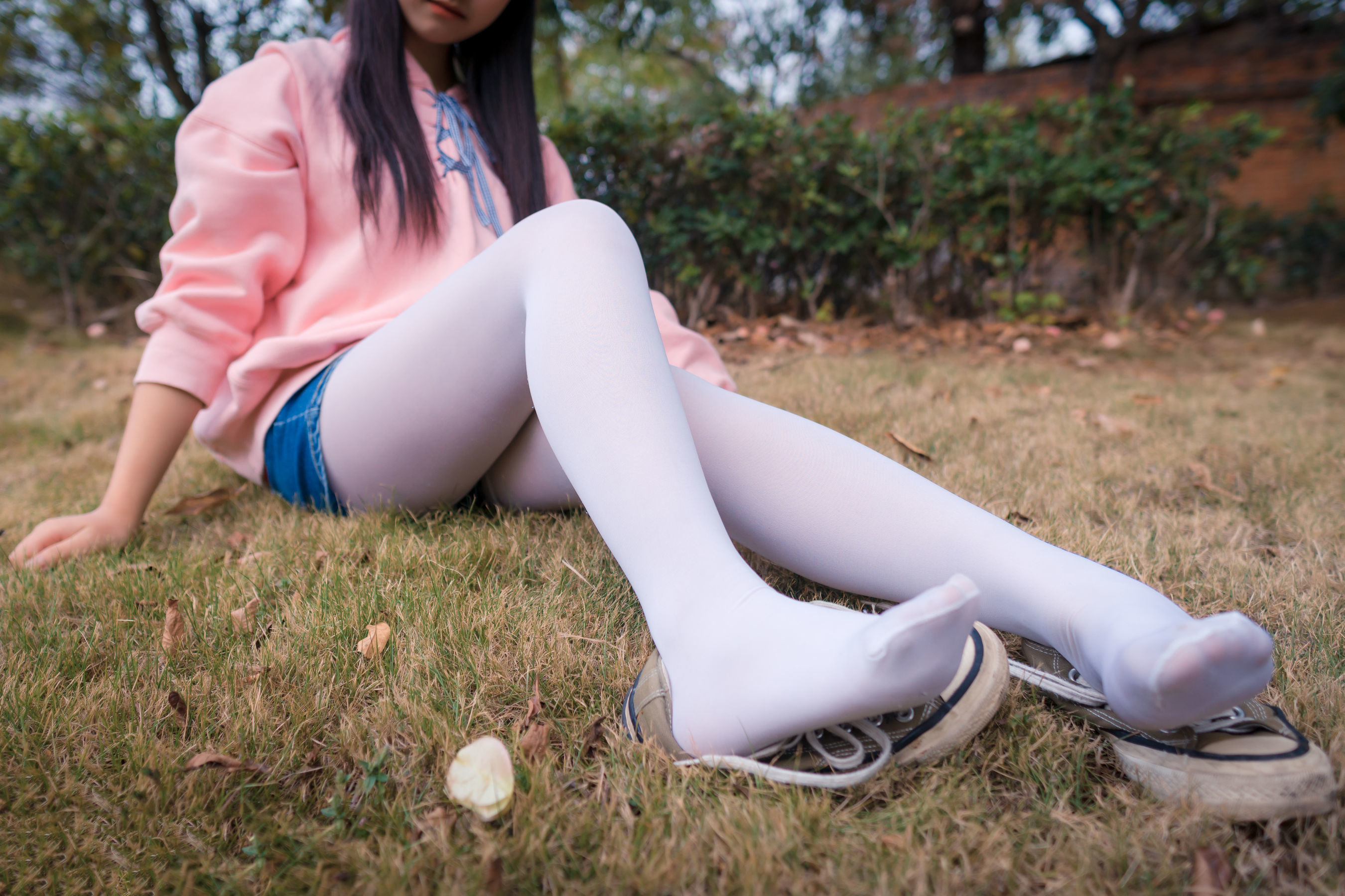 Meow Sugar Films] Vol. 420: Spring Outing