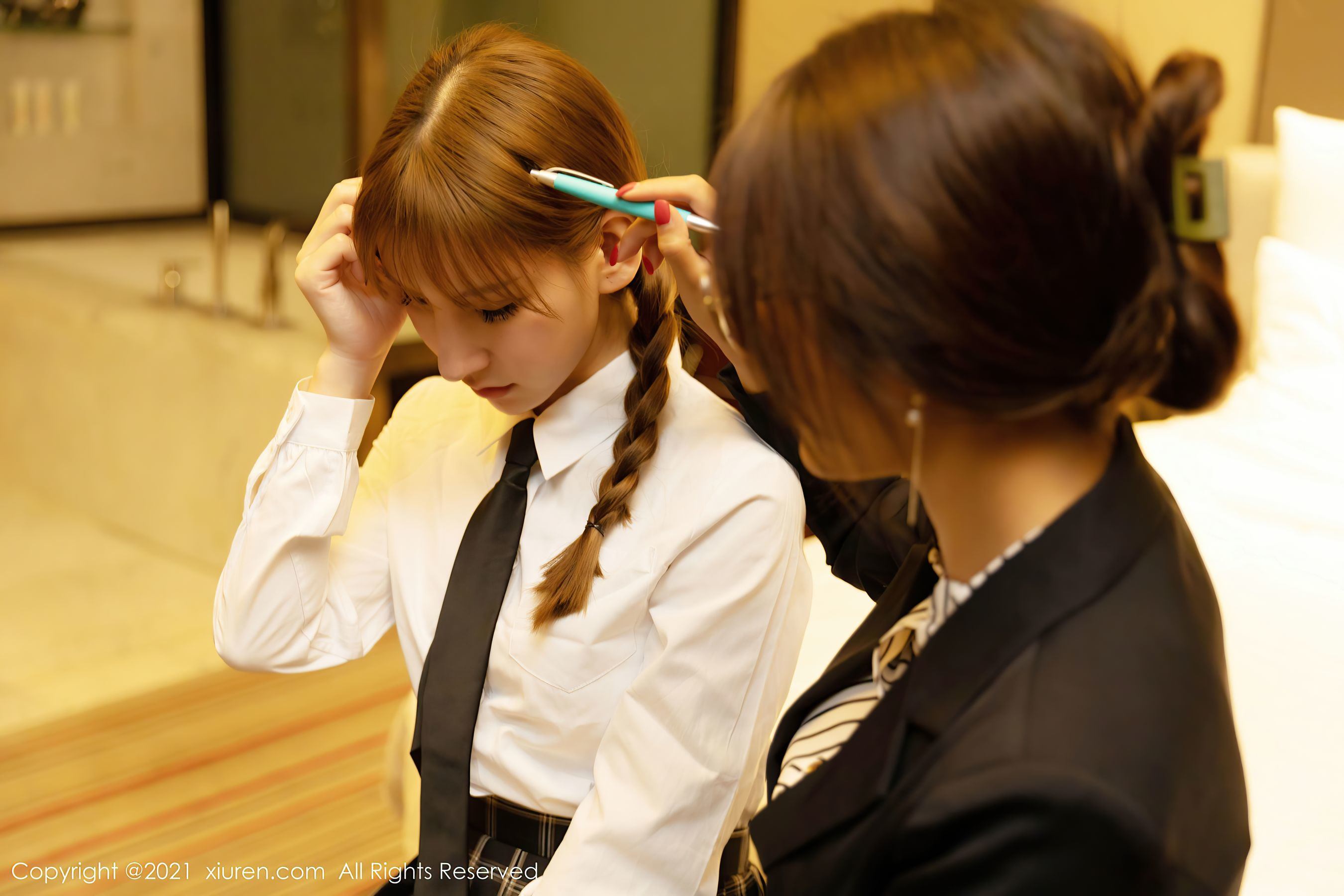秀人XiuRen] No.3269 Emily Cố Nại Nại & Châu Vu Hy Sandy