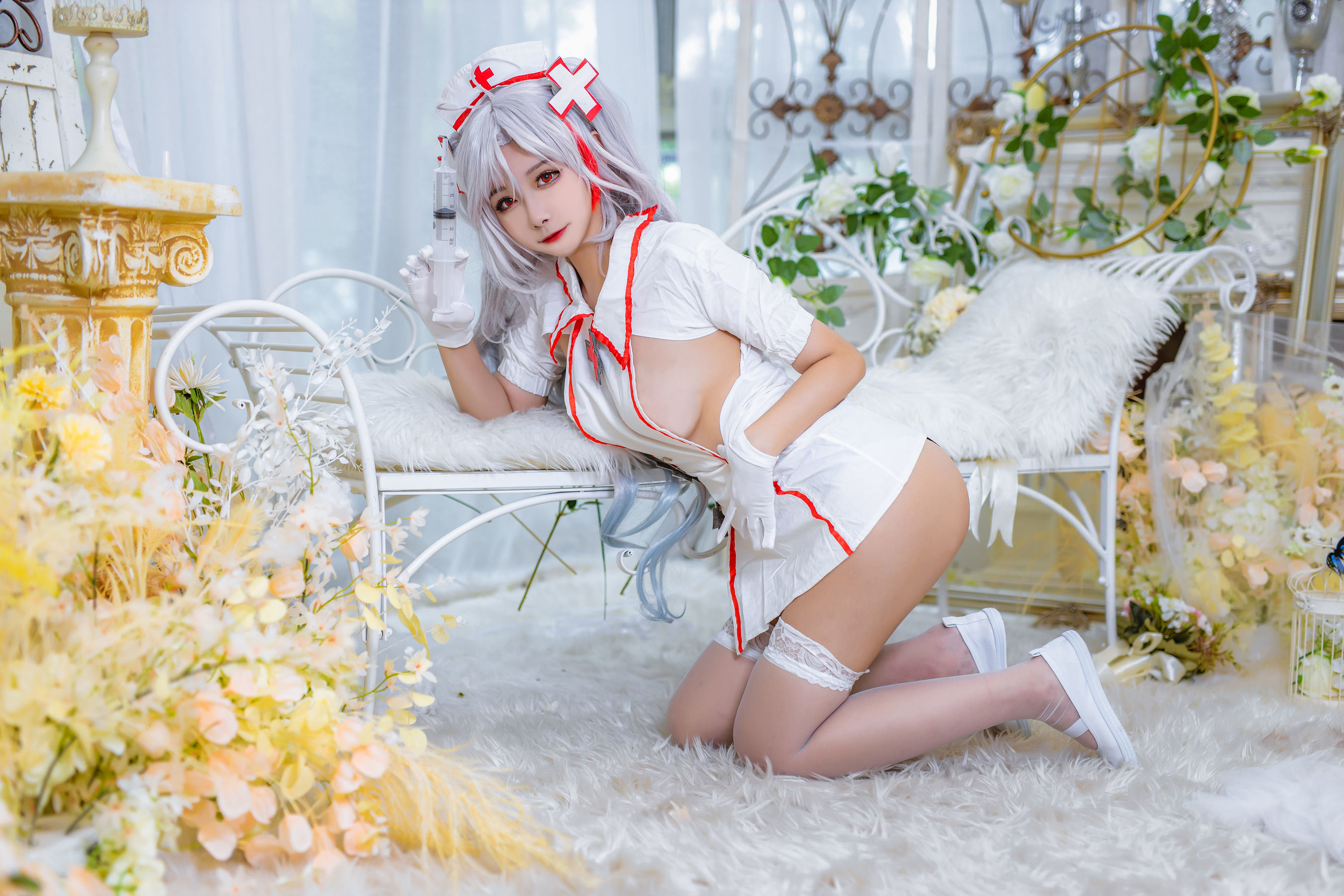 COS Phúc lợi] Cô gái Weibo Momoko Aoi Aoi - Y tá của Eugen