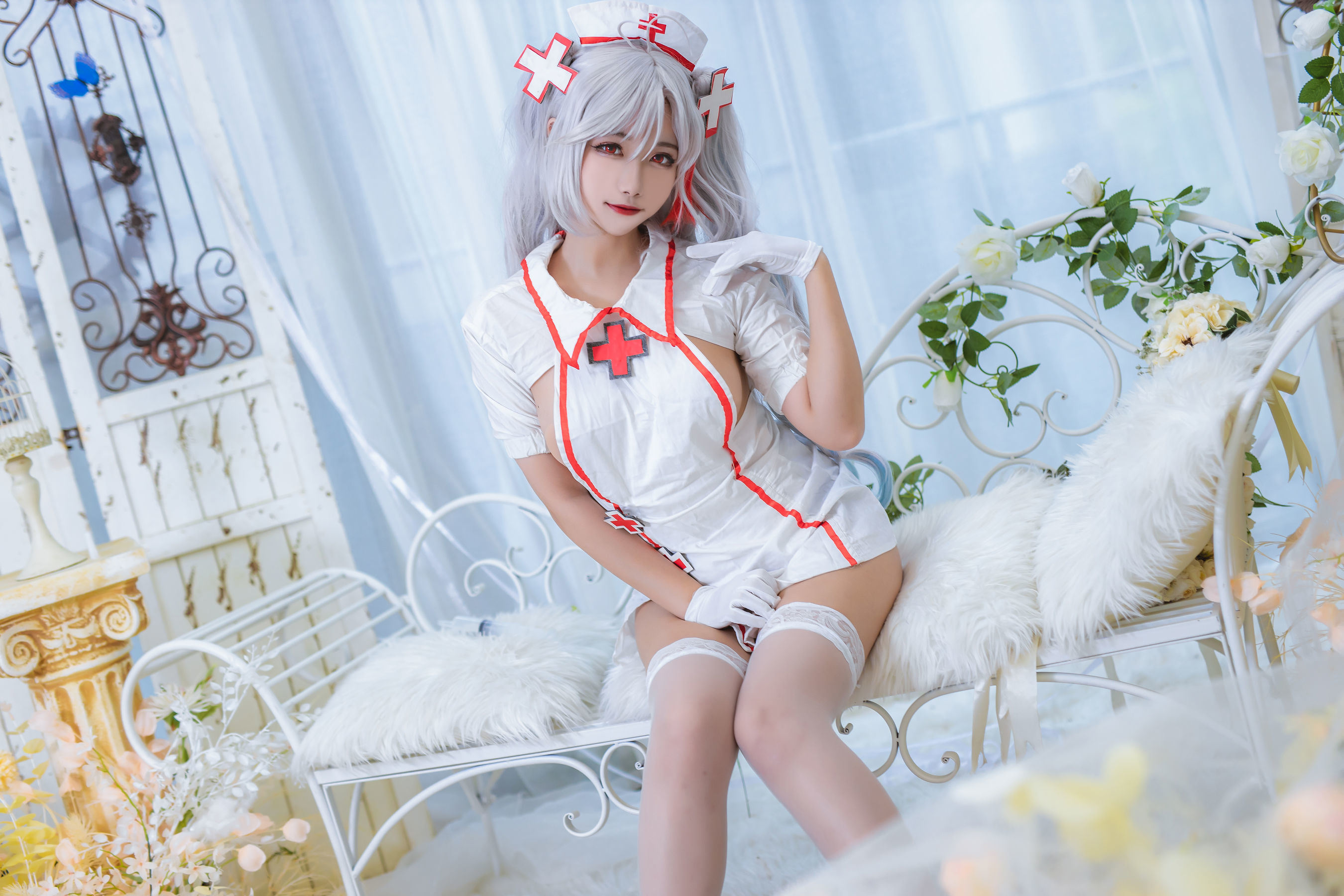COS Phúc lợi] Cô gái Weibo Momoko Aoi Aoi - Y tá của Eugen