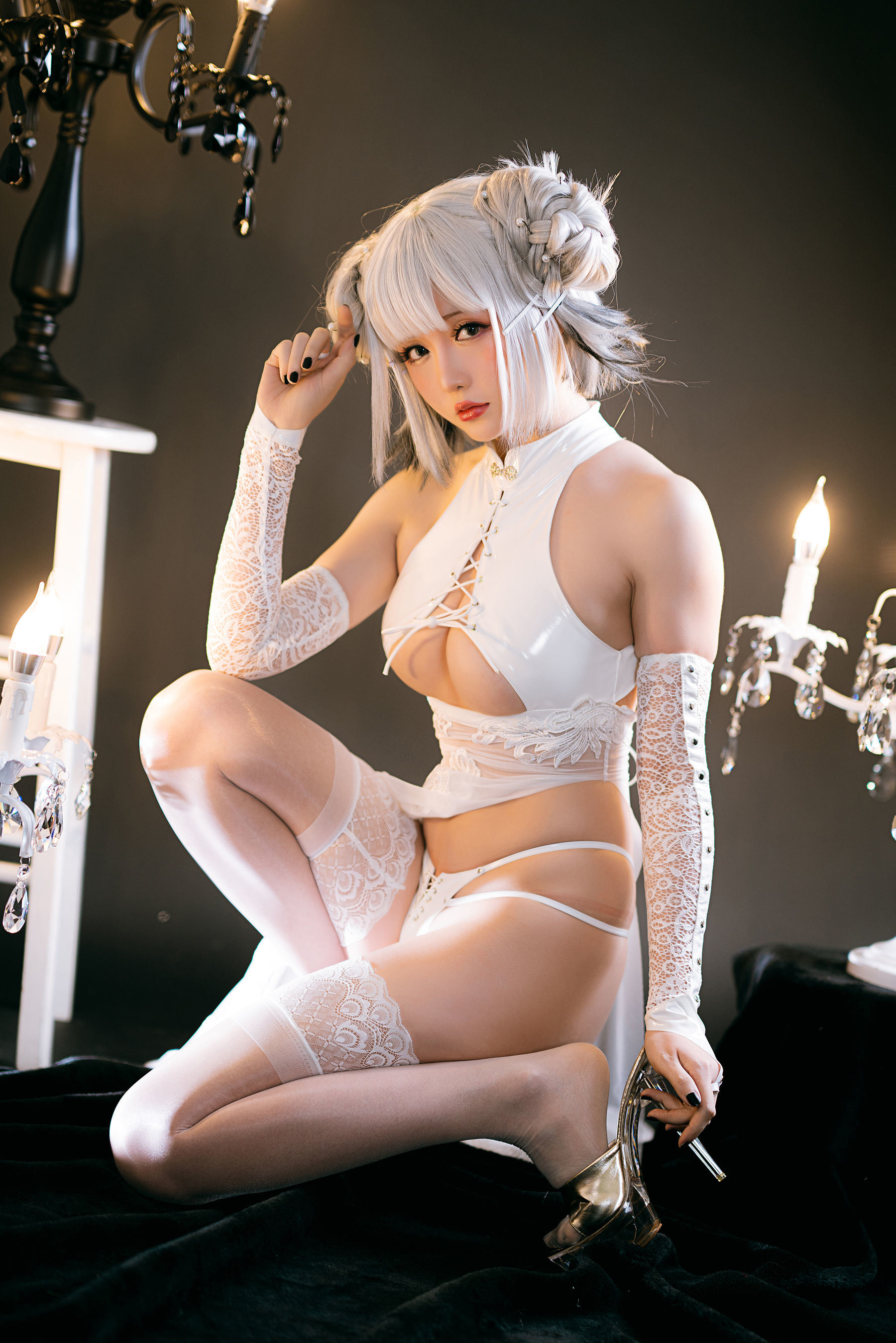 COS Welfare] Coser Miss Xing Zhi Chi Chi - White Dog Hook Cheongsam