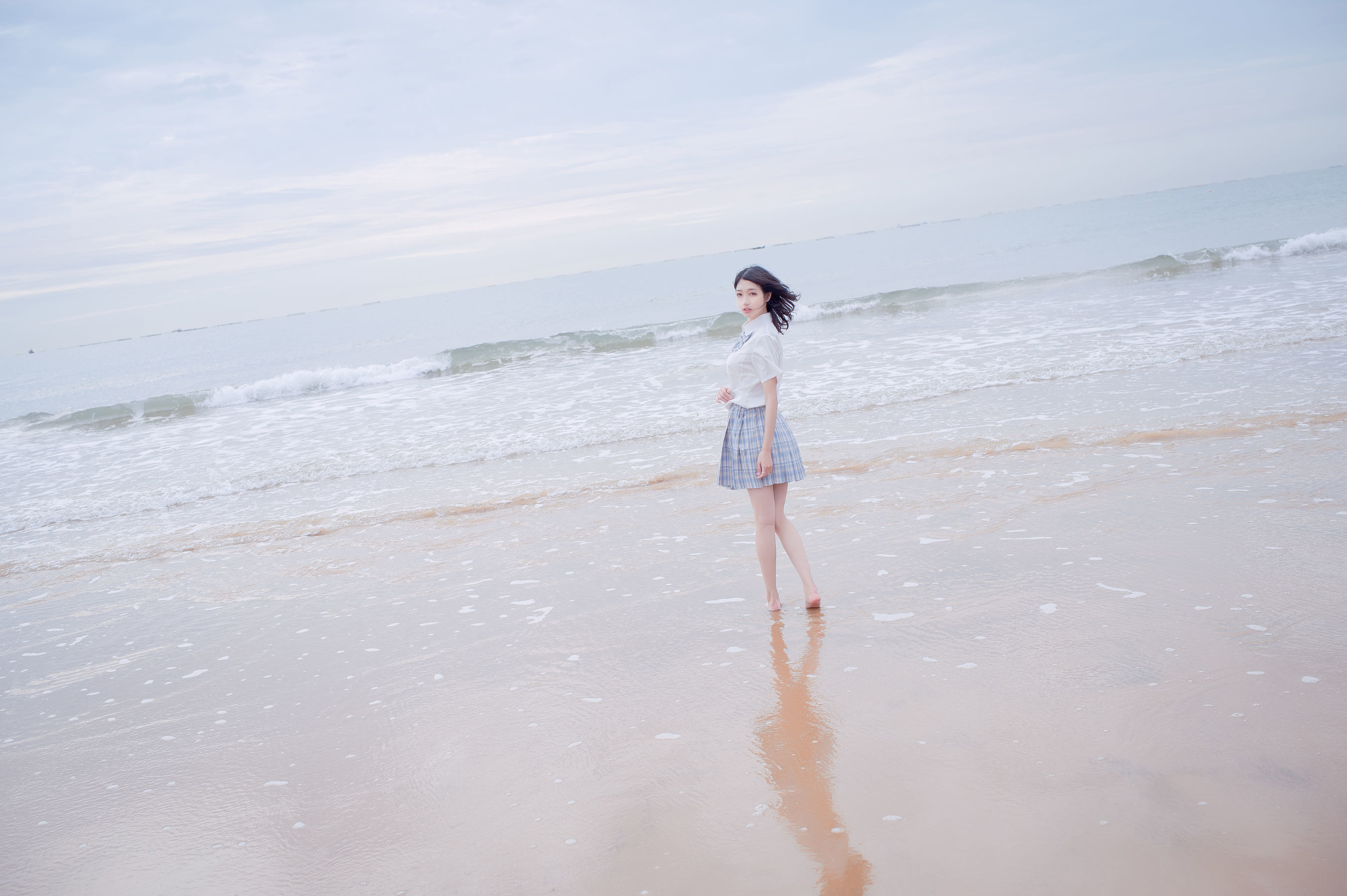 COS Welfare] Zhou Ji is a Cute Bunny - Beach JK