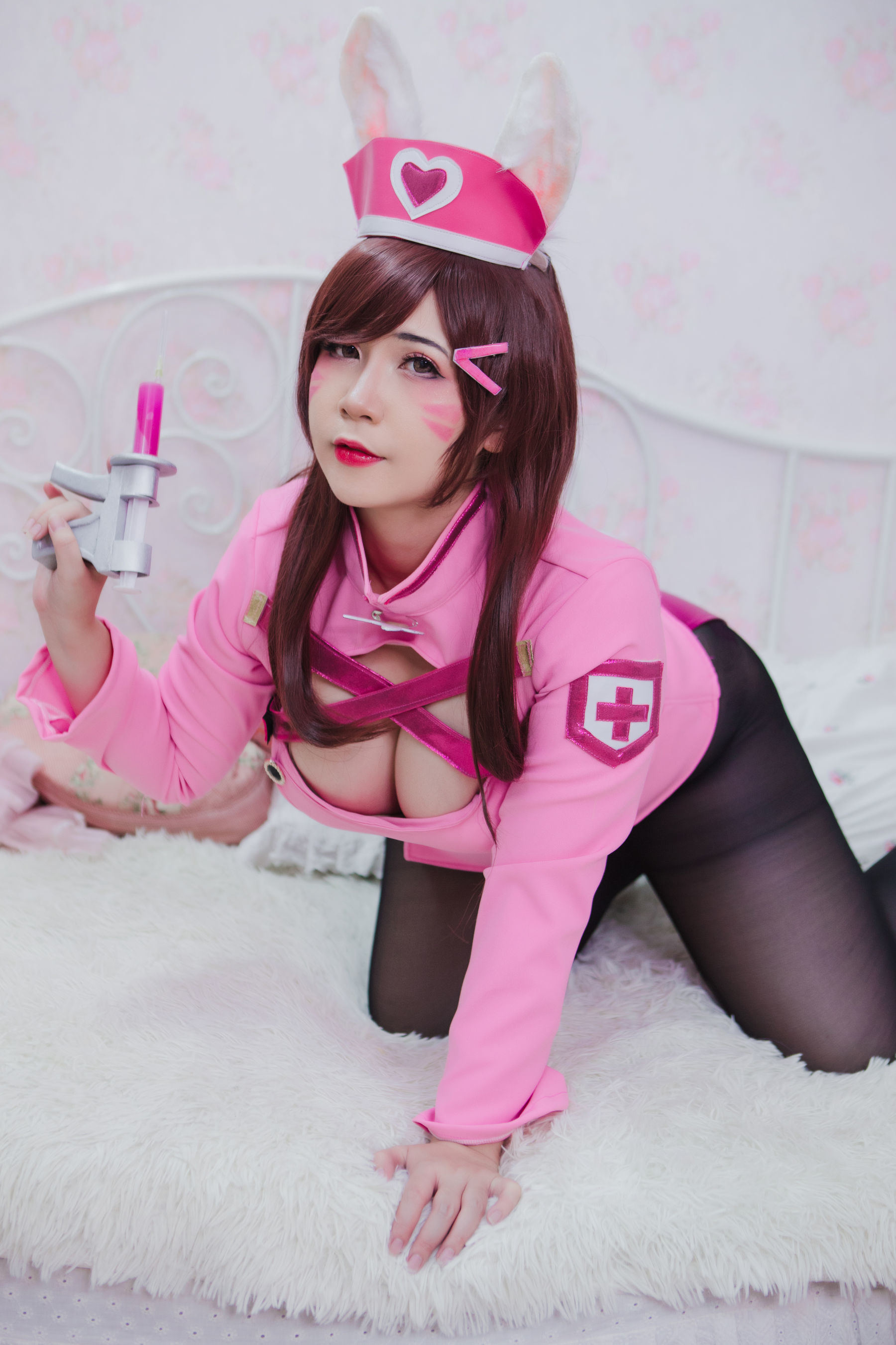 Cosplay Phúc lợi] Uy Uy - D.Va Bunny Nurse