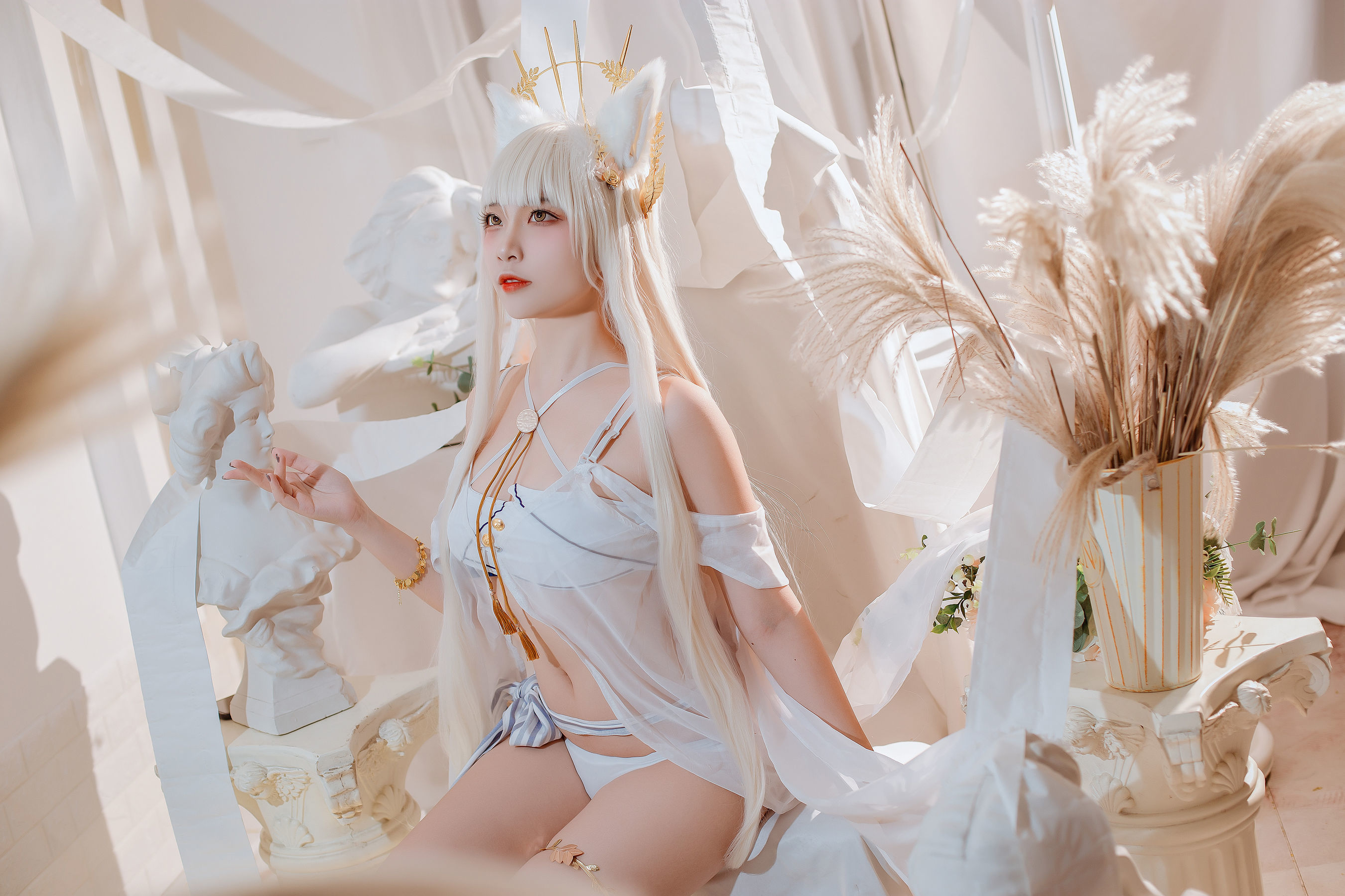 COS Phúc Lợi] Coser Phổ Biến Er Zuo Nisa - Arknights Bạch Kim Áo Tắm