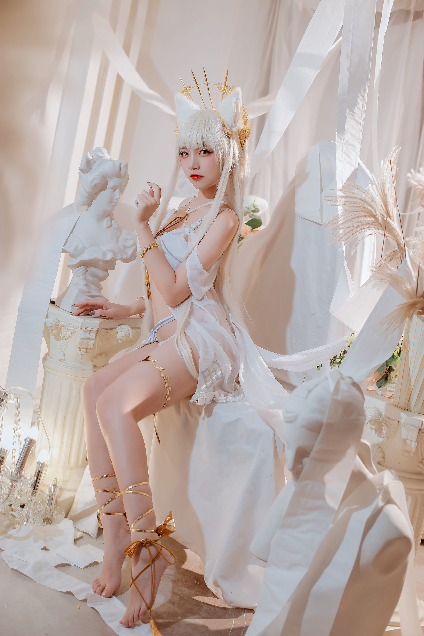 COS Phúc Lợi] Coser Phổ Biến Er Zuo Nisa - Arknights Bạch Kim Áo Tắm