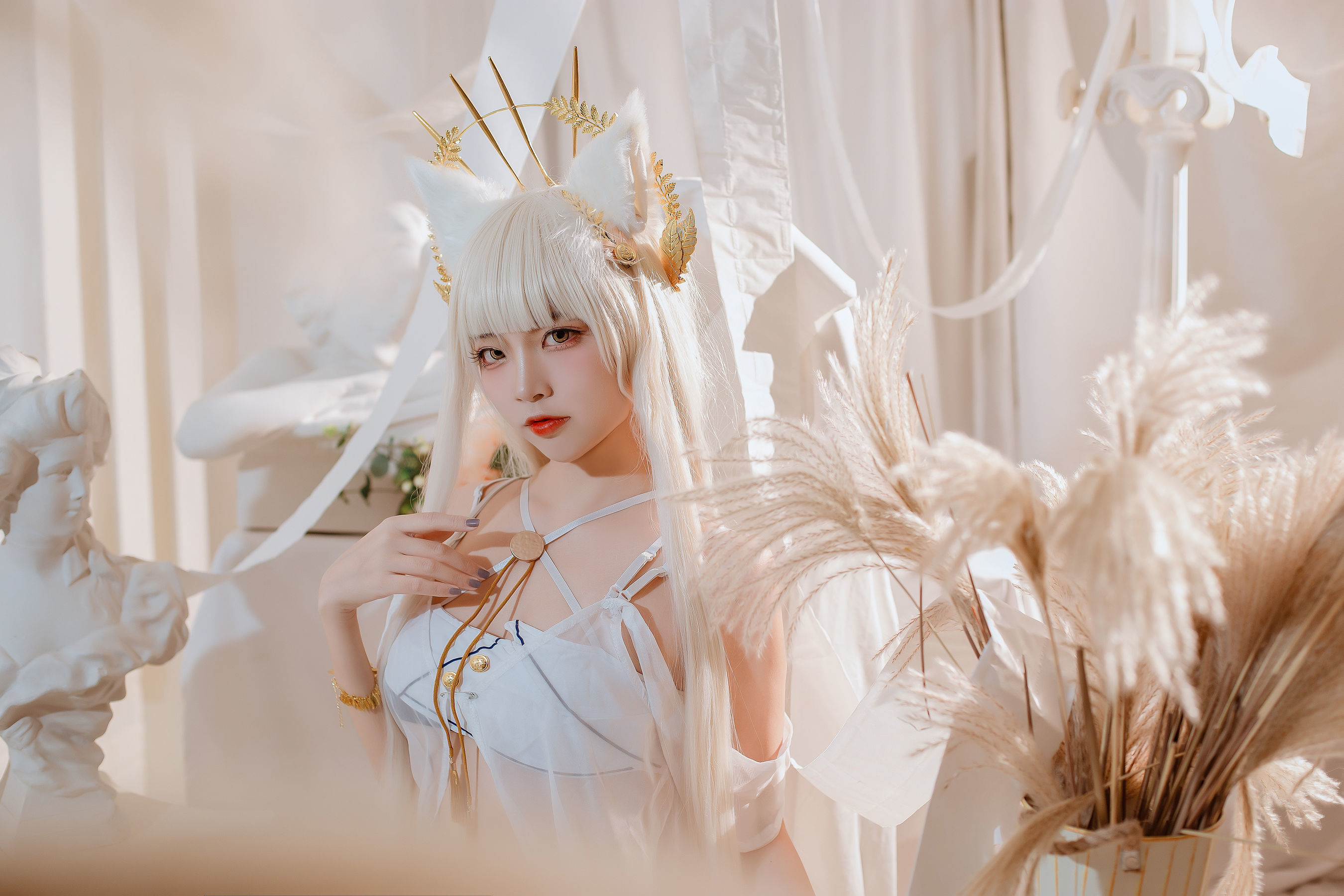 COS Phúc Lợi] Coser Phổ Biến Er Zuo Nisa - Arknights Bạch Kim Áo Tắm