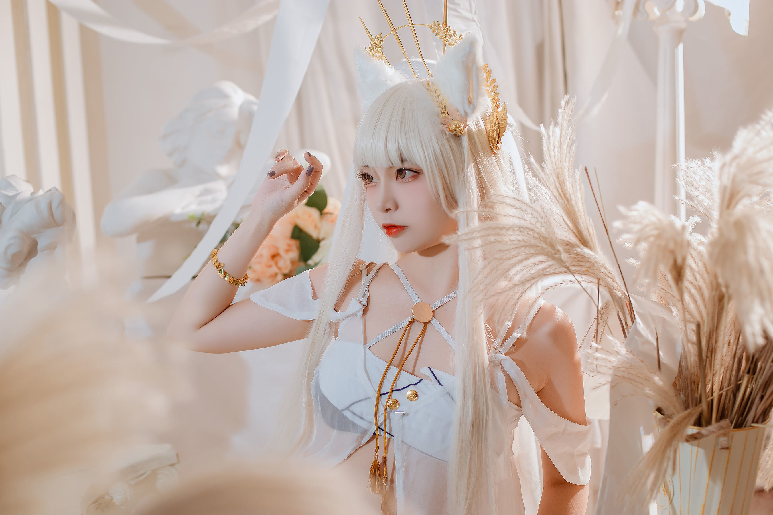 COS Phúc Lợi] Coser Phổ Biến Er Zuo Nisa - Arknights Bạch Kim Áo Tắm