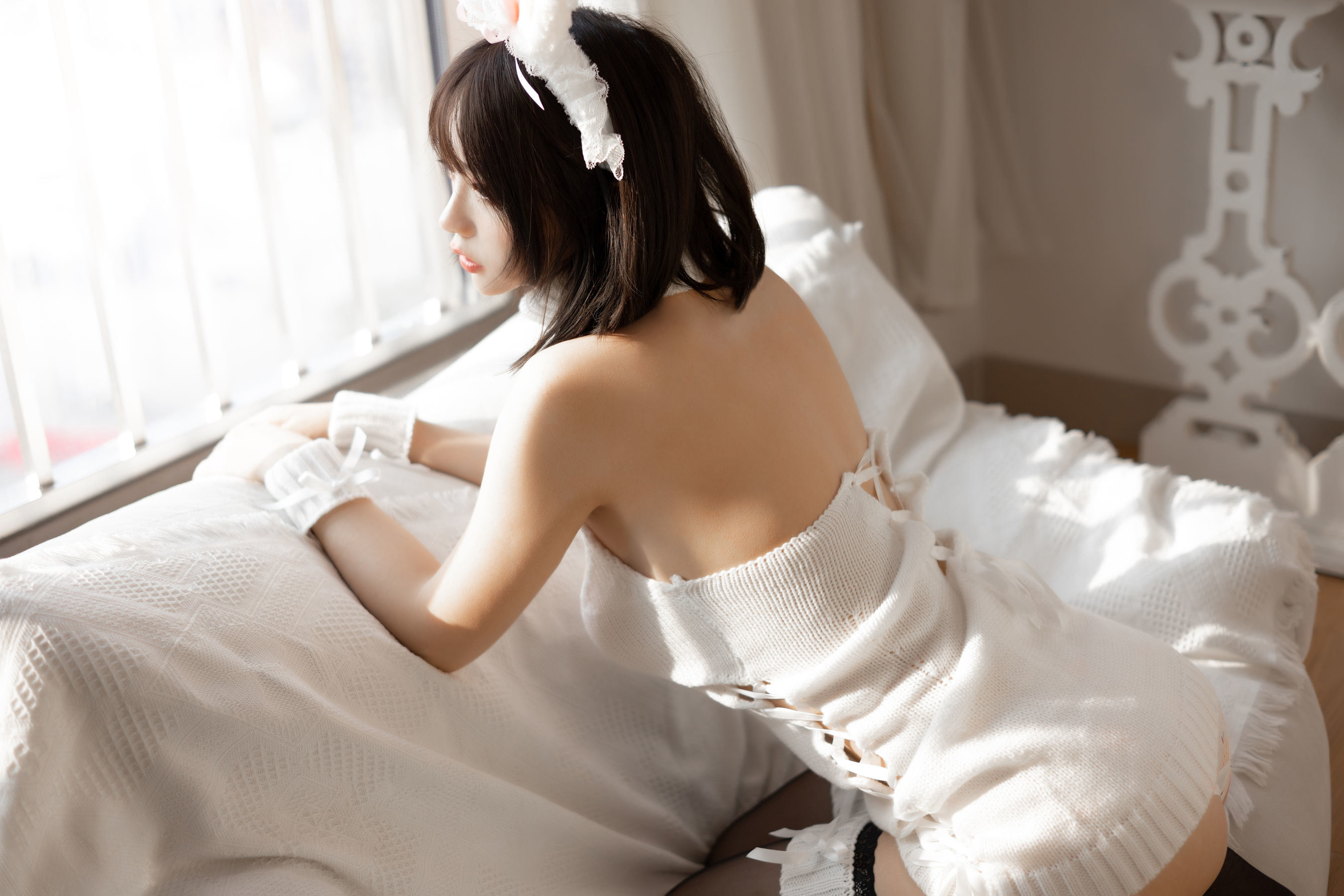 Fengmao SS 白セーターバニーガール コスプレ
