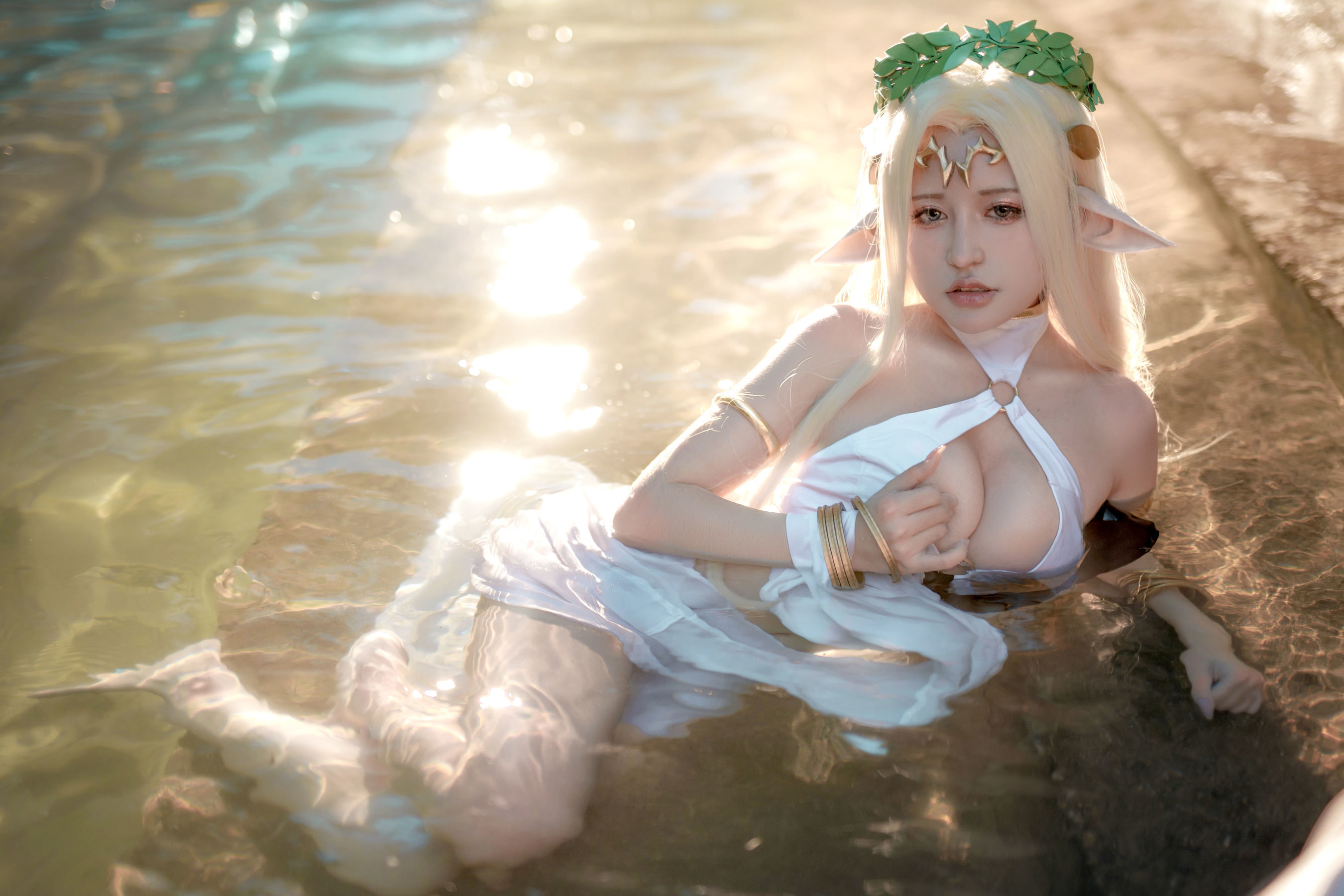 コスプレ福利] 一笑芳香沁写真 - 黒獣白エルフ