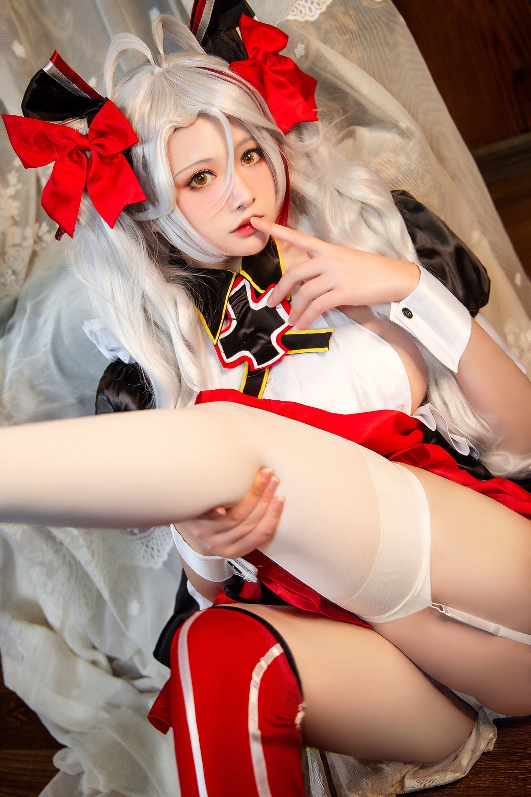 COS Phúc lợi] Coser cao giá trị Niệm Niệm_D - Azur Lane Prinz Eugen