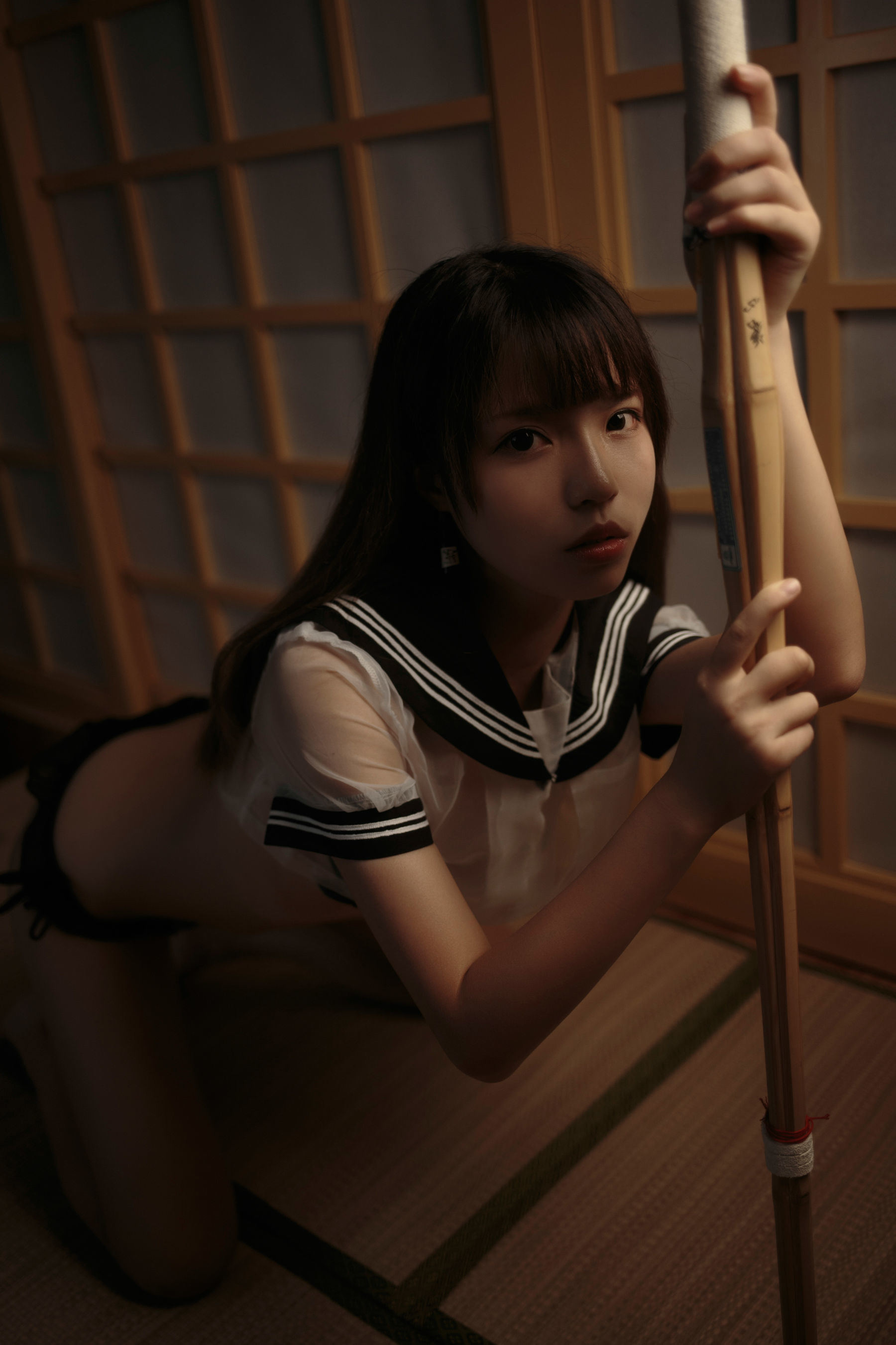 COS福利] 萌妹白易子教主 - 透明水手服