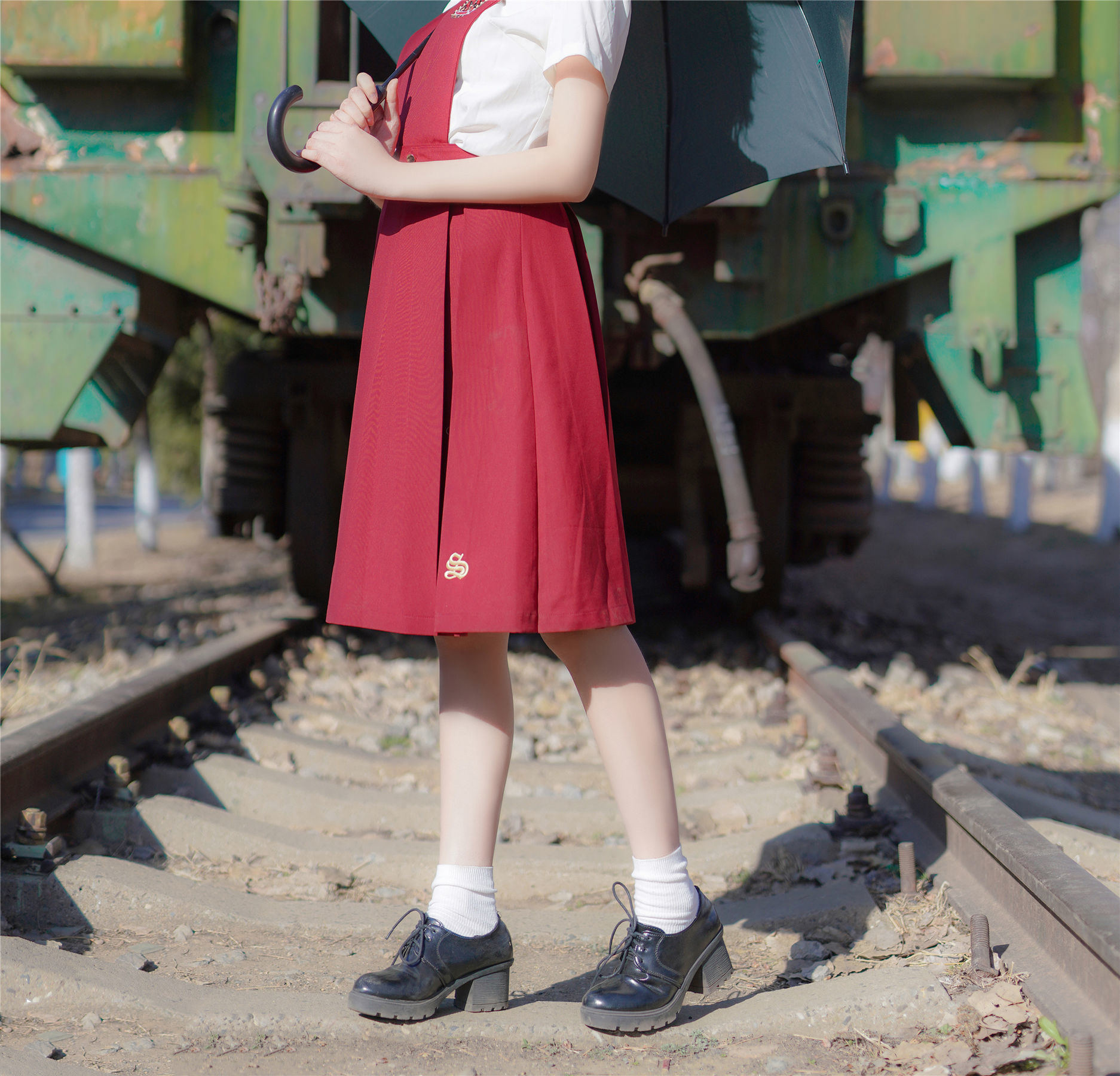 Meow Tang Film] Vol. 444 Red JK Skirt