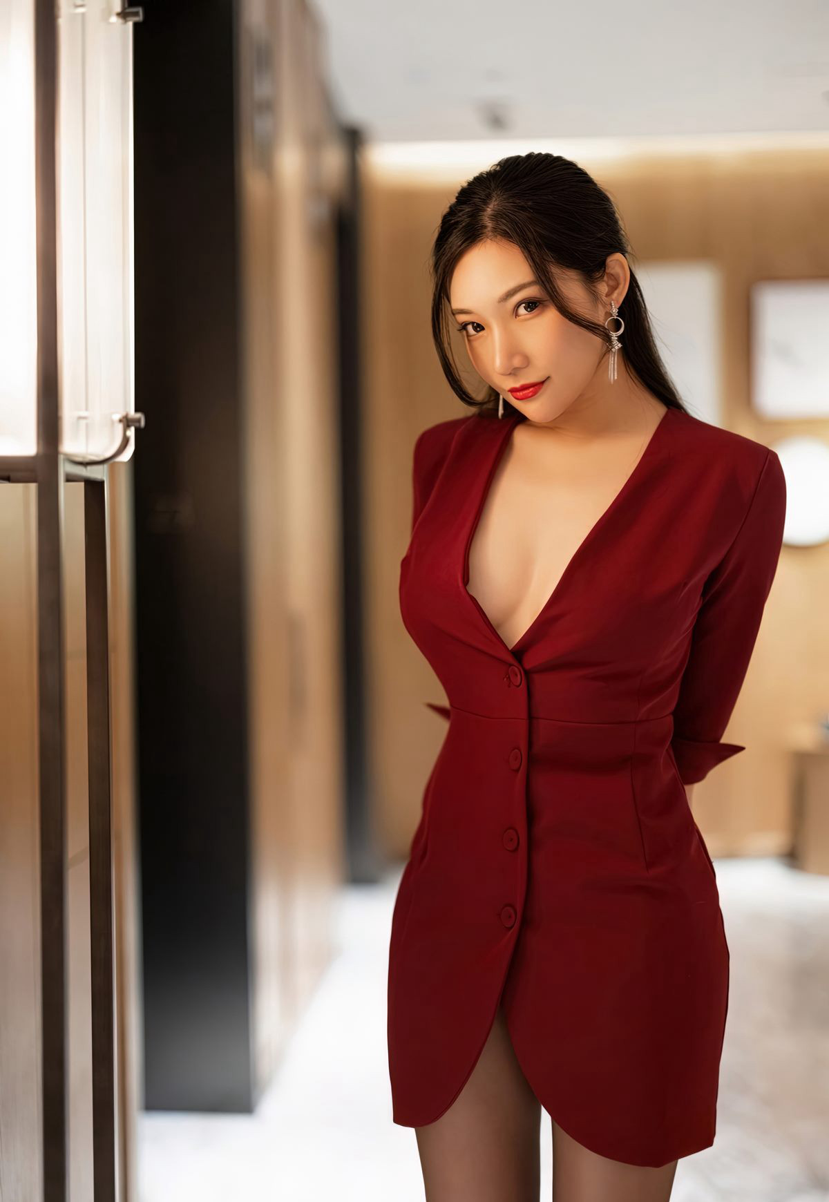 Aimi Society Little Fox Ultra-Thin Black Silk Perfect Beautiful Legs Sexy Secretary Hotel Removing Stockings Human Figure Art