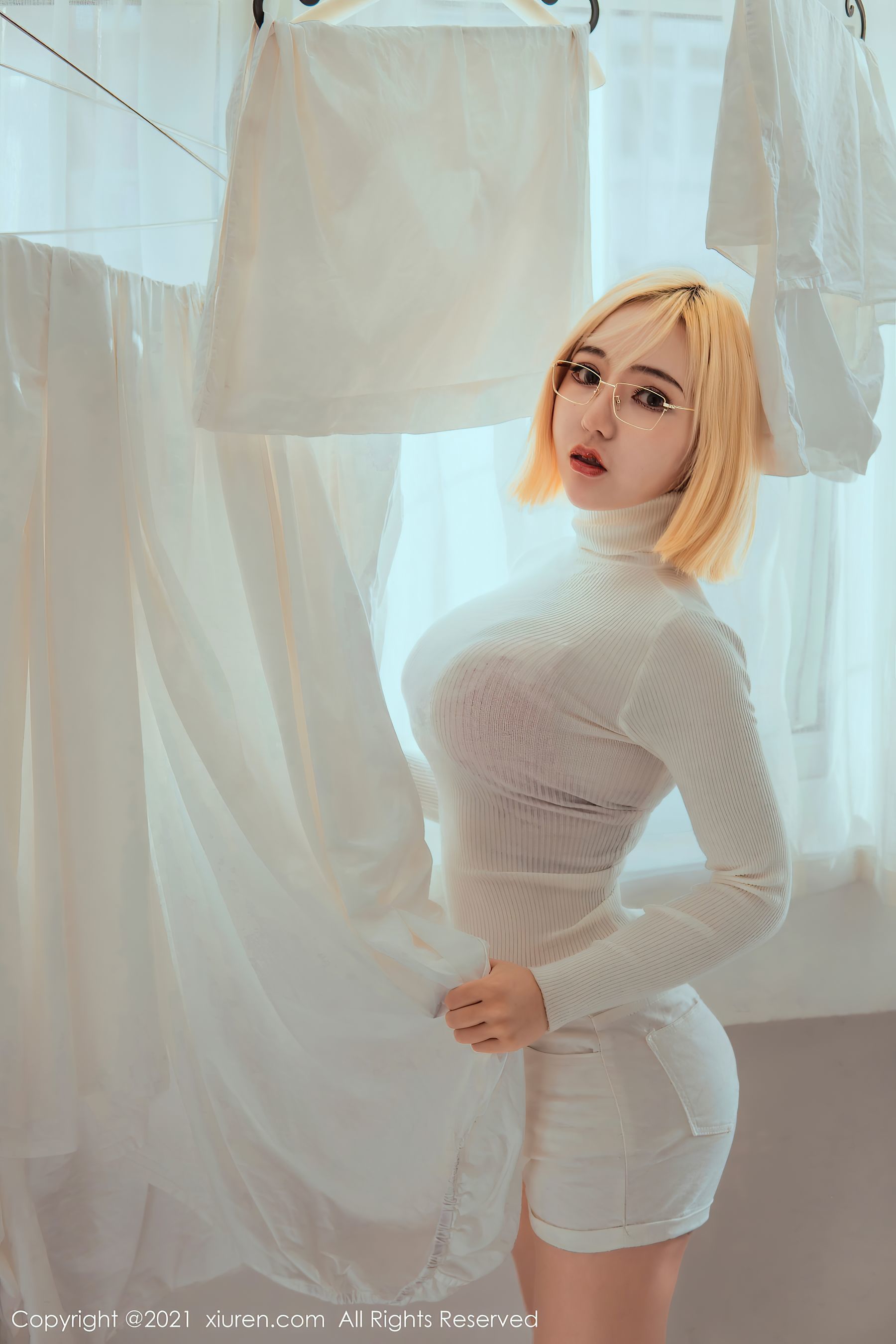 XIUREN No.3329 文静儿 巨乳タトゥー写真セット