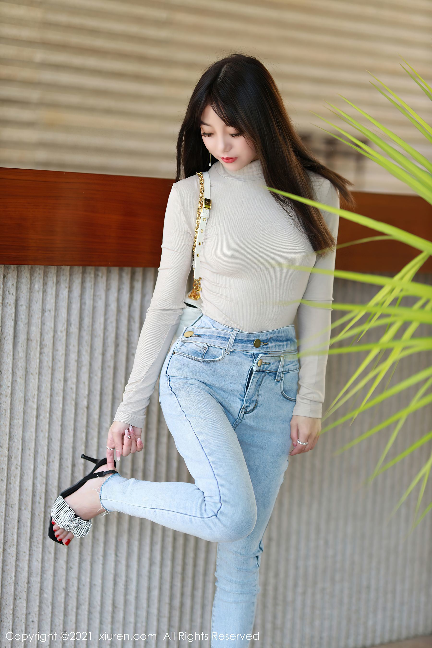 秀人XIUREN] No.3369 佘貝拉bella