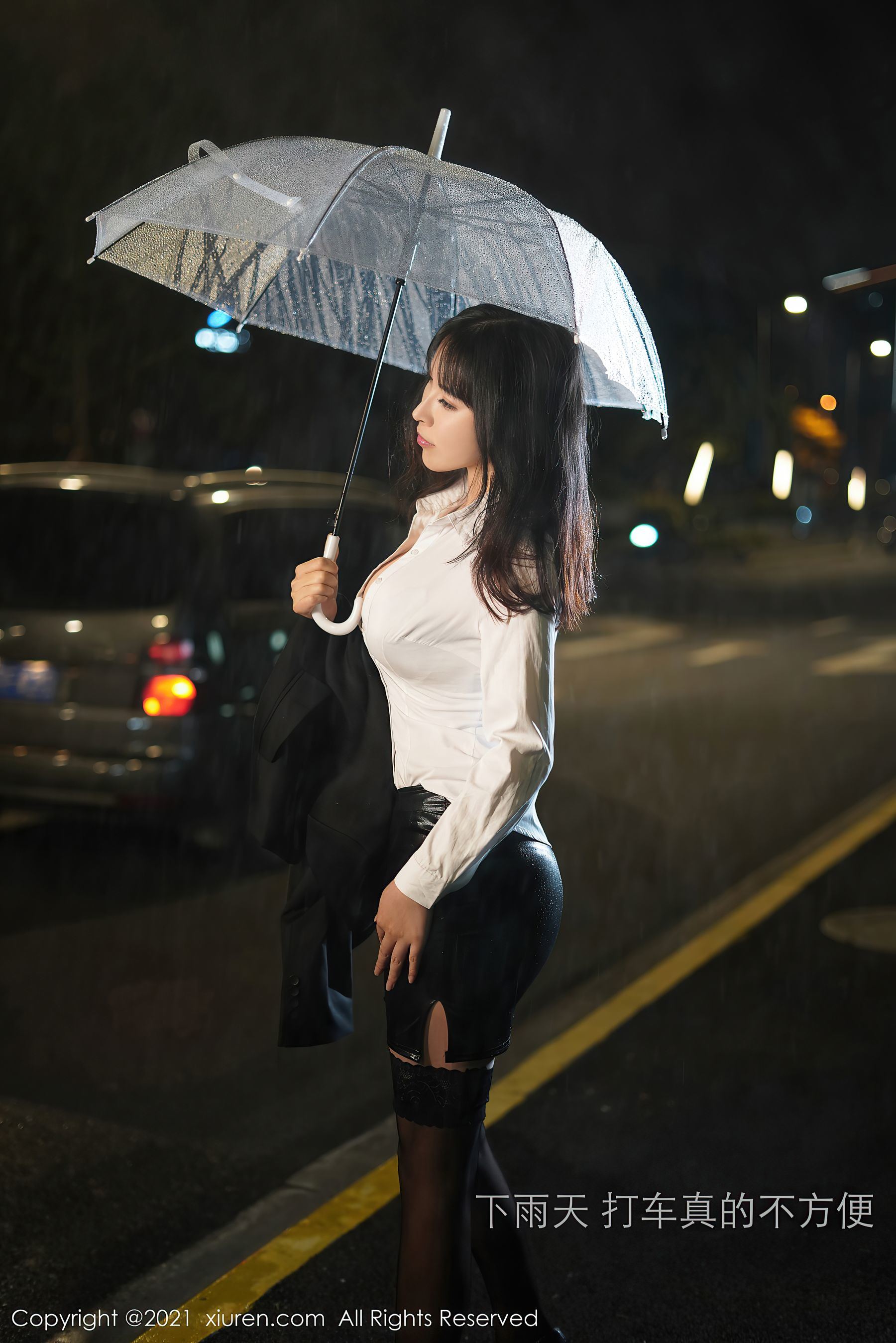 秀人XIUREN] No.3383 喬漫妮mina
