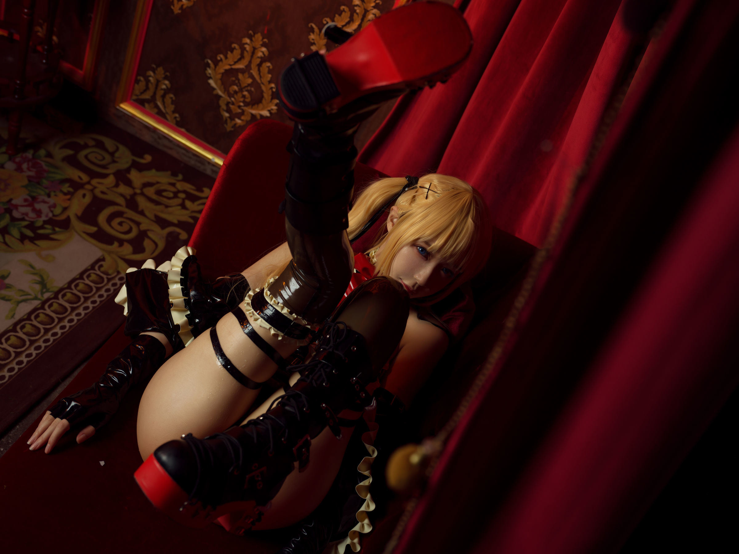 Internet Celebrity Cosplayer Photobook] Anime Blogger A'Bao is Also Bunny Girl - A'Bao Mary Rose Bodysuit