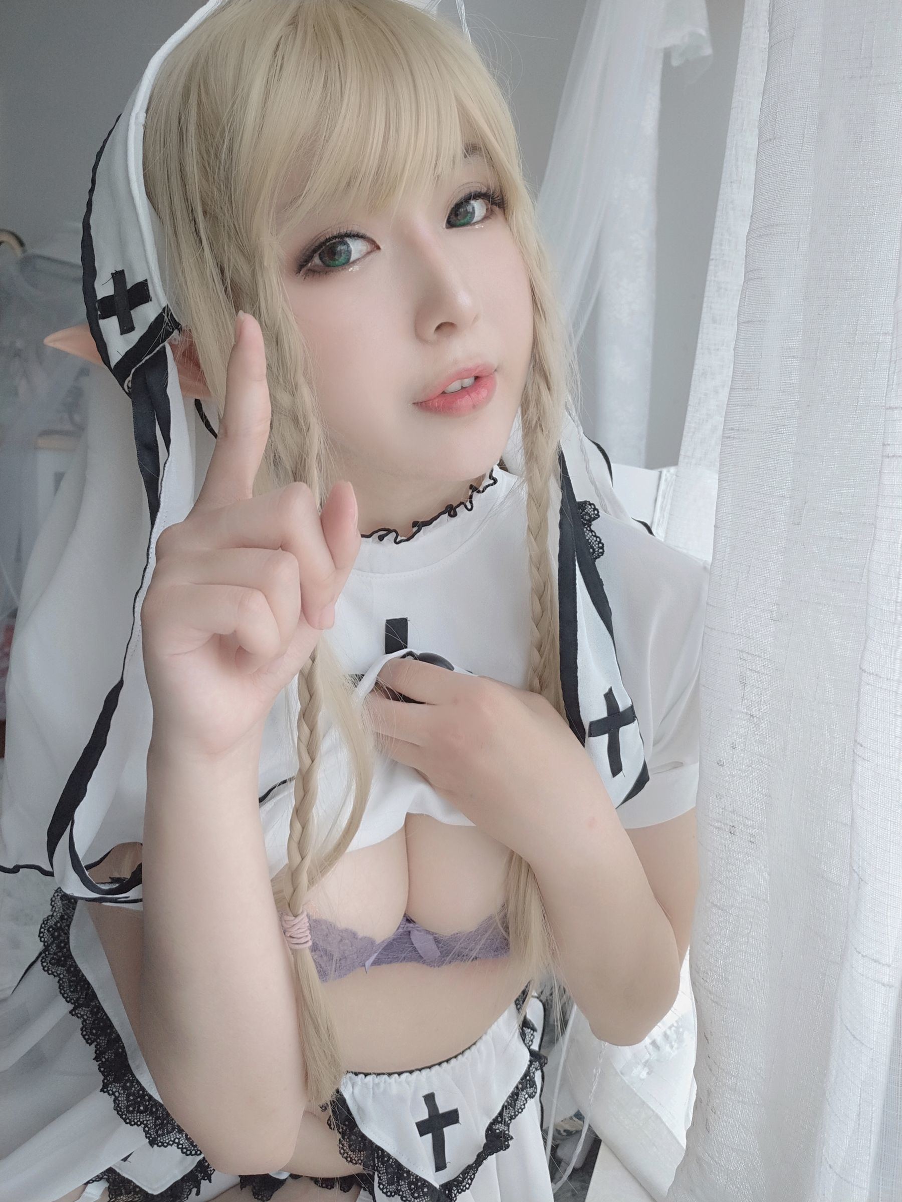 Tập Ảnh Coser Nổi Mạng] Tiểu Dung Tử Gugu Gugu - Dung Cáp
