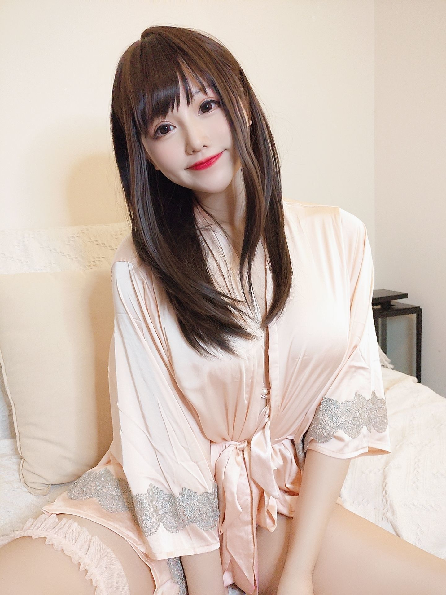 Ảnh Net Red COSER] Cô gái dễ thương Nyako Meo Zi - Cuộc sống đồng cư với bạn gái tưởng tượng: 2 bộ series đồ ngủ ở nhà