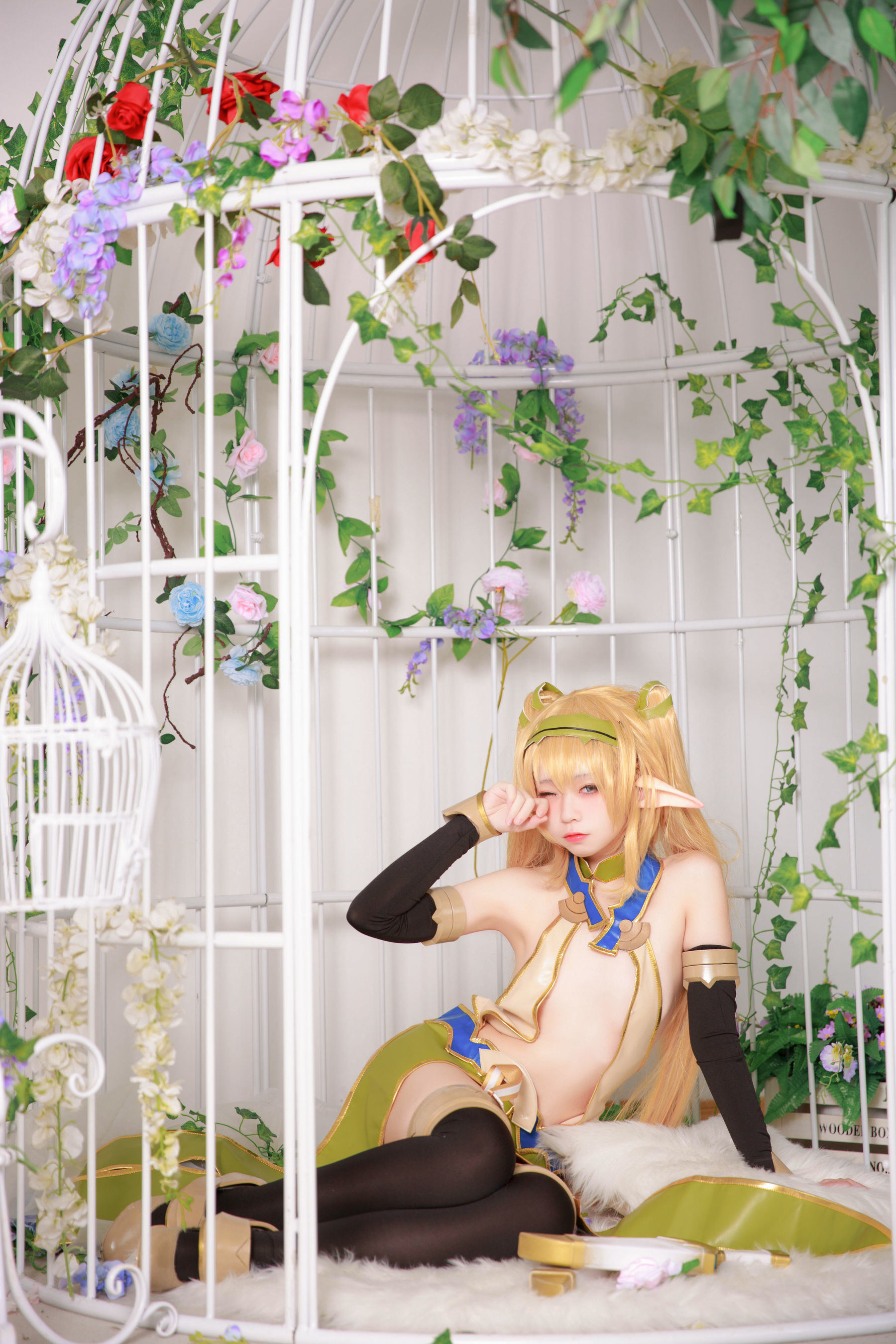 Internet Celebrity Coser Photobook] Anime Blogger G44 Will Not Get Hurt - Elf Village