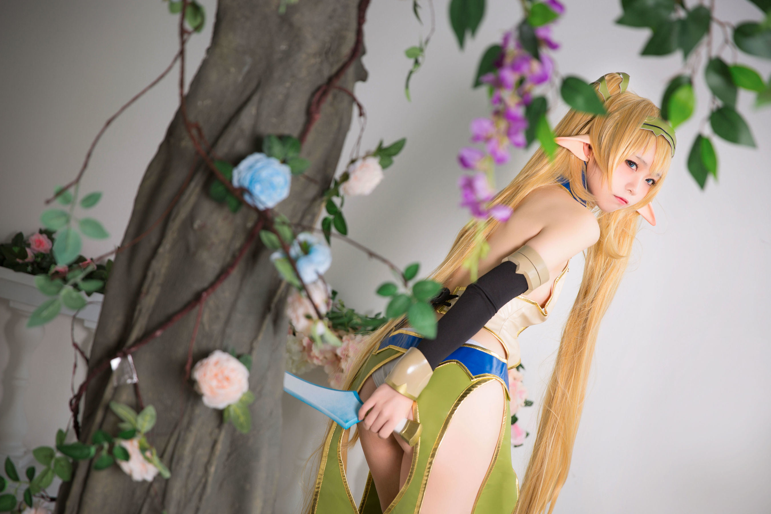 Internet Celebrity Coser Photobook] Anime Blogger G44 Will Not Get Hurt - Elf Village
