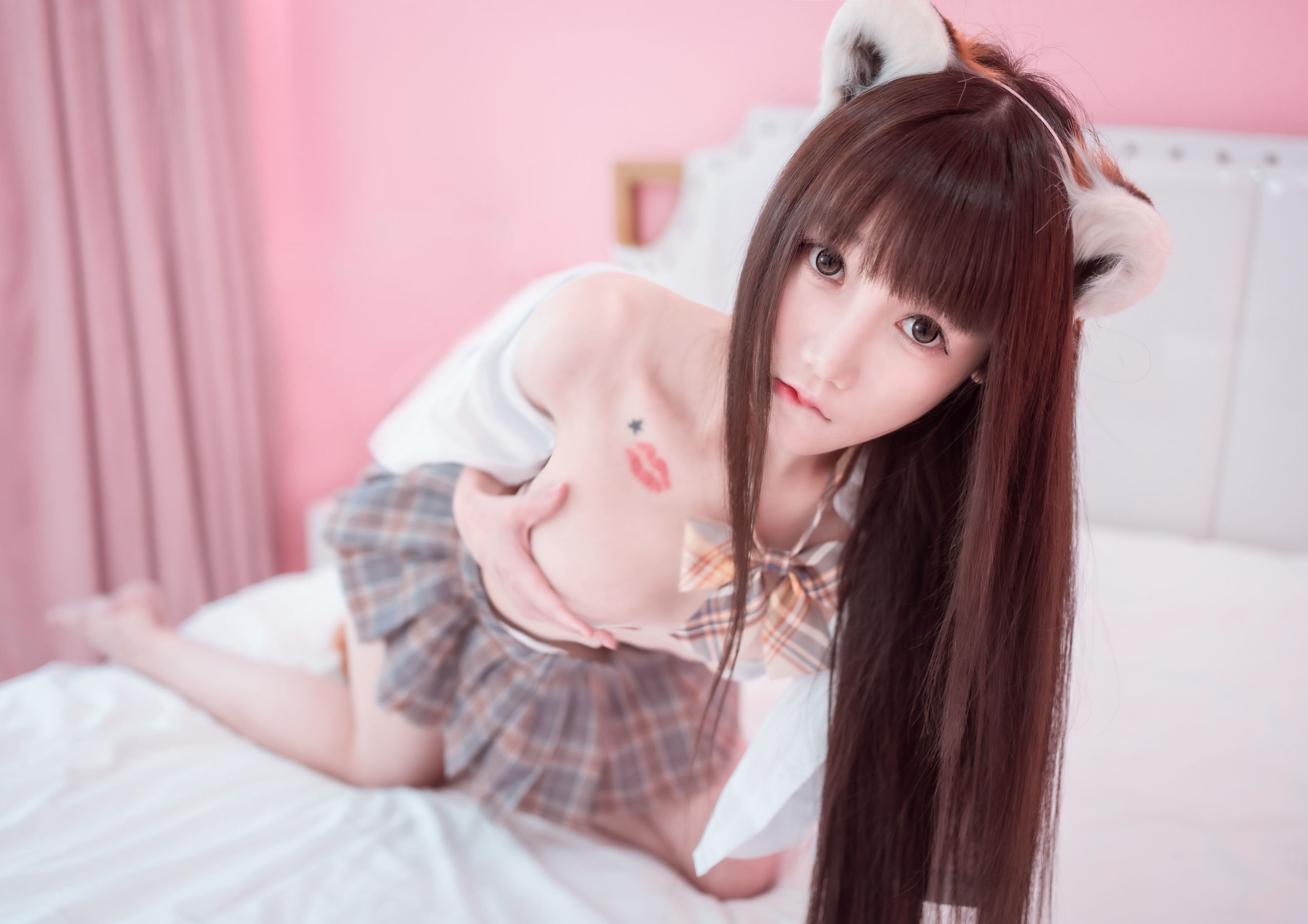 Internet Celebrity Coser Photobook] Cos Girl Hoshino Mitu & Jin Mi'er - Cute Pet Raising Handbook
