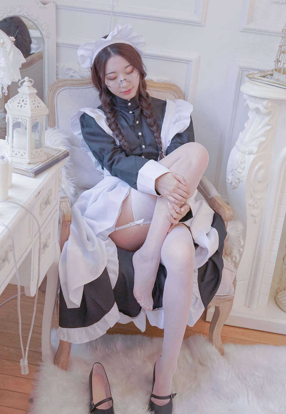 科斯普雷美女黑川風騷白絲美腿玉足高清超污大尺度寫真