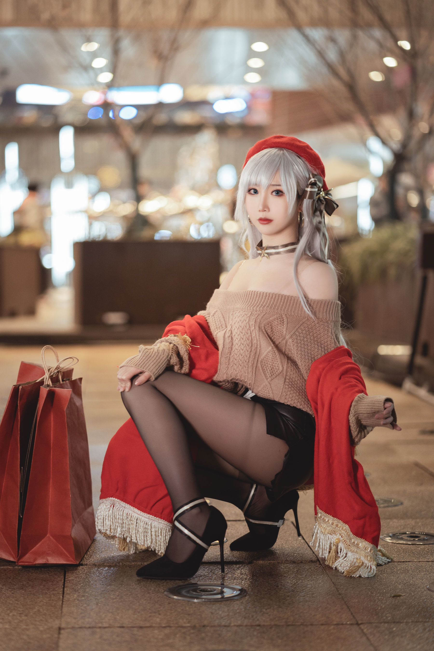 Internet Celebrity Coser Photobook] Cute Popular Coser Mianbing Xianer - Christmas Befa