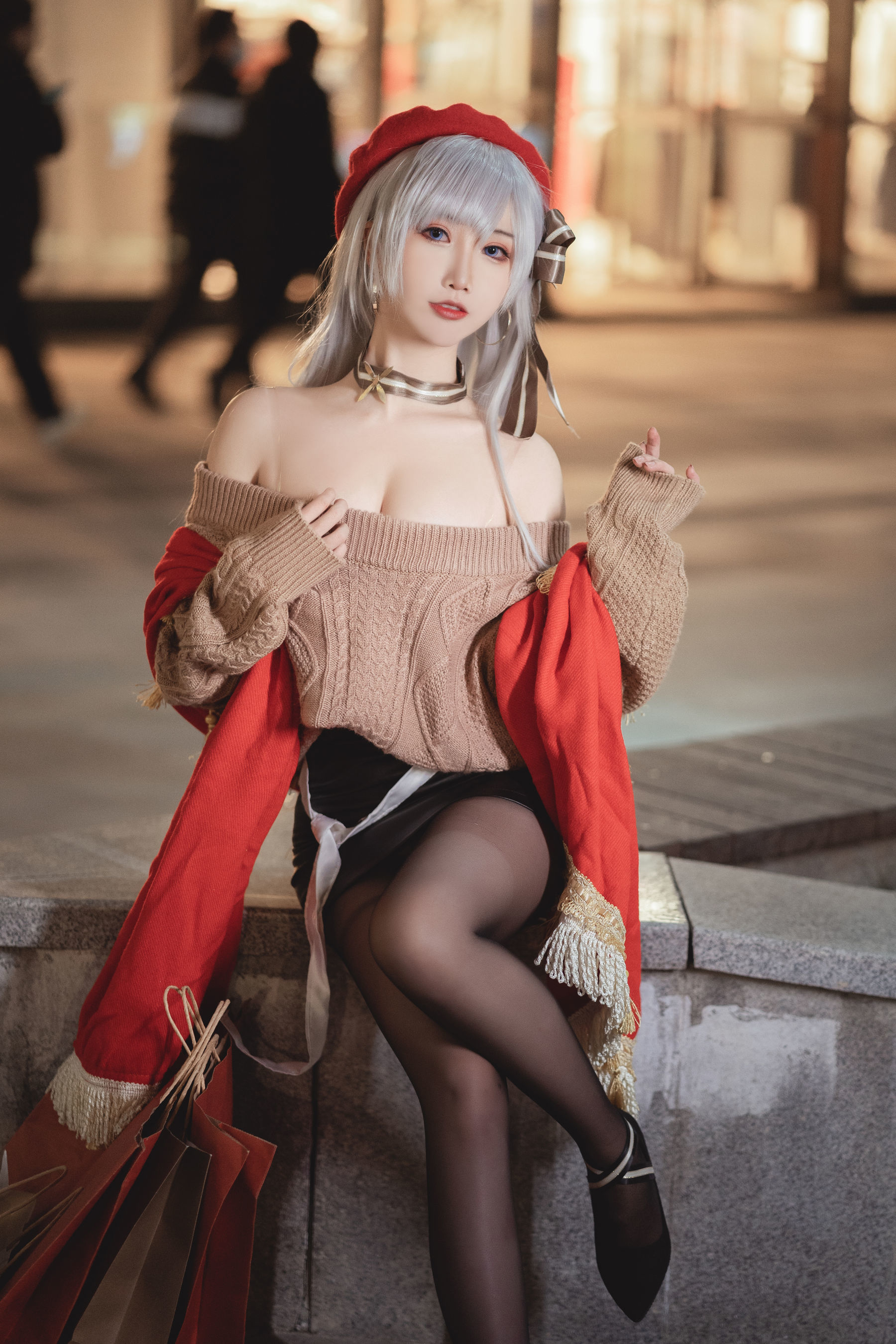 Internet Celebrity Coser Photobook] Cute Popular Coser Mianbing Xianer - Christmas Befa