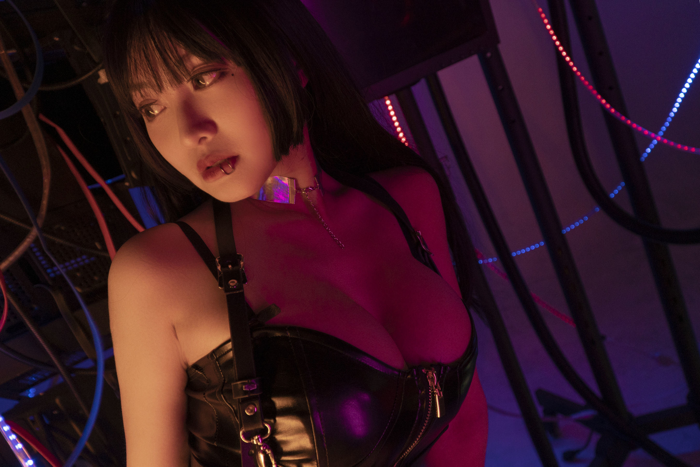 網紅COSER寫真] 動漫博主脫尾巴美月 - 賽博朋克